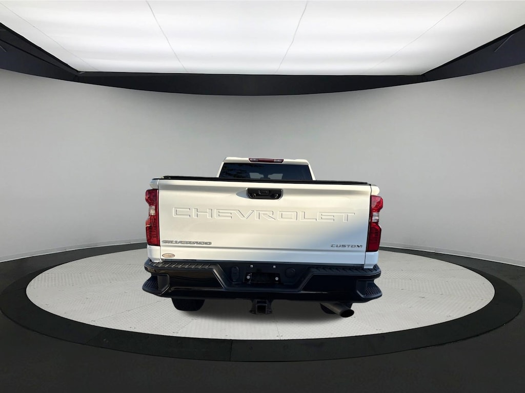 Used 2022 Chevrolet Silverado 2500 HD Custom Truck