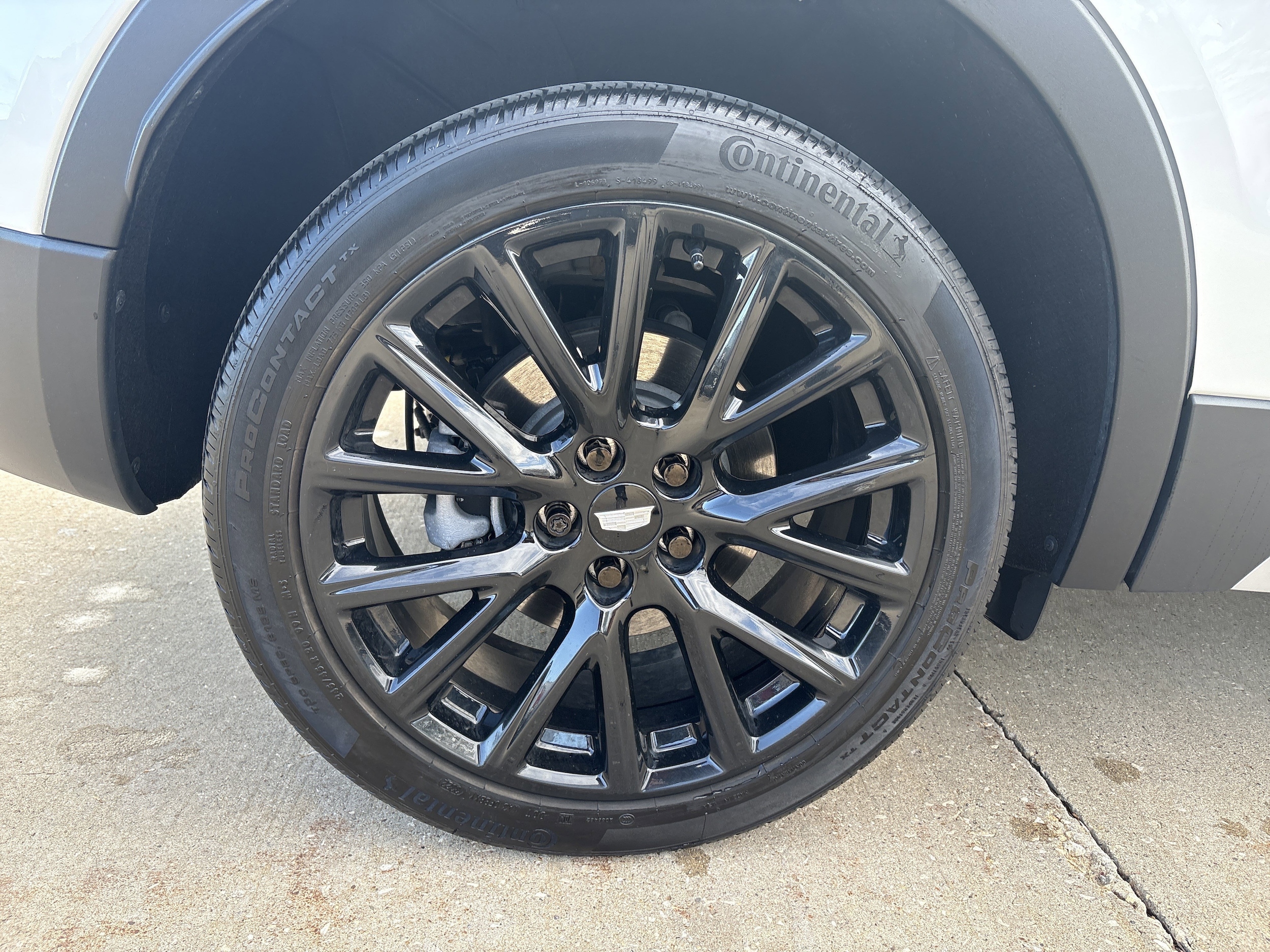 2023 Cadillac XT4 Premium Luxury - Photo 9