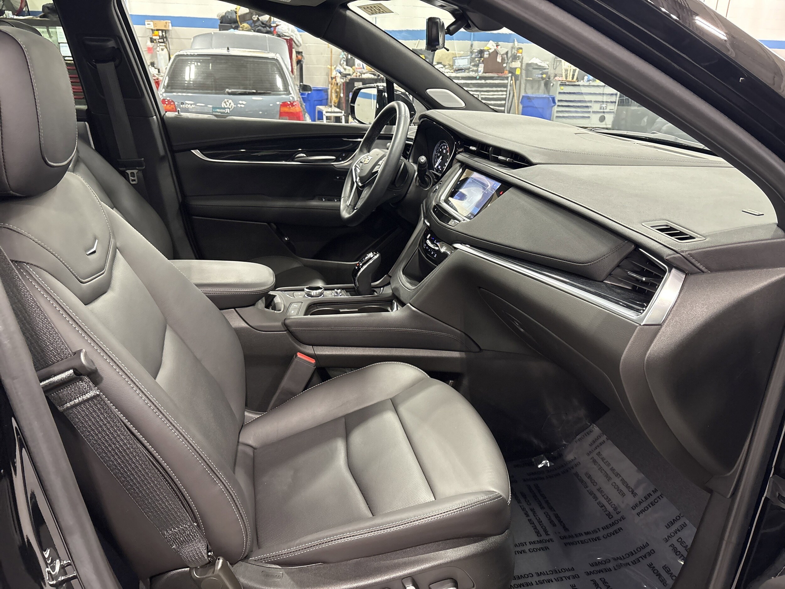 2025 Cadillac XT5 Premium Luxury - Photo 17