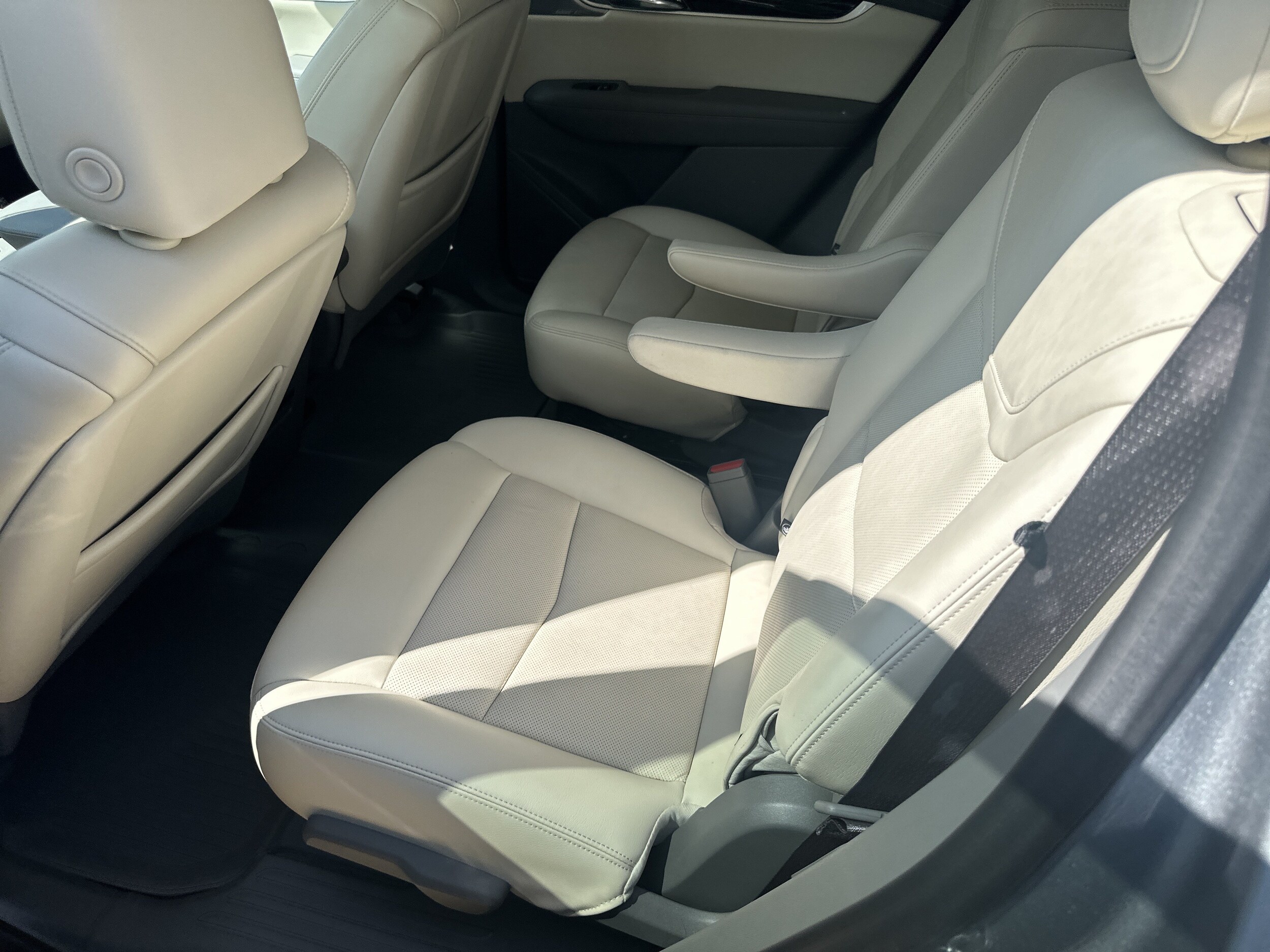 2024 Cadillac XT6 Premium Luxury - Photo 6