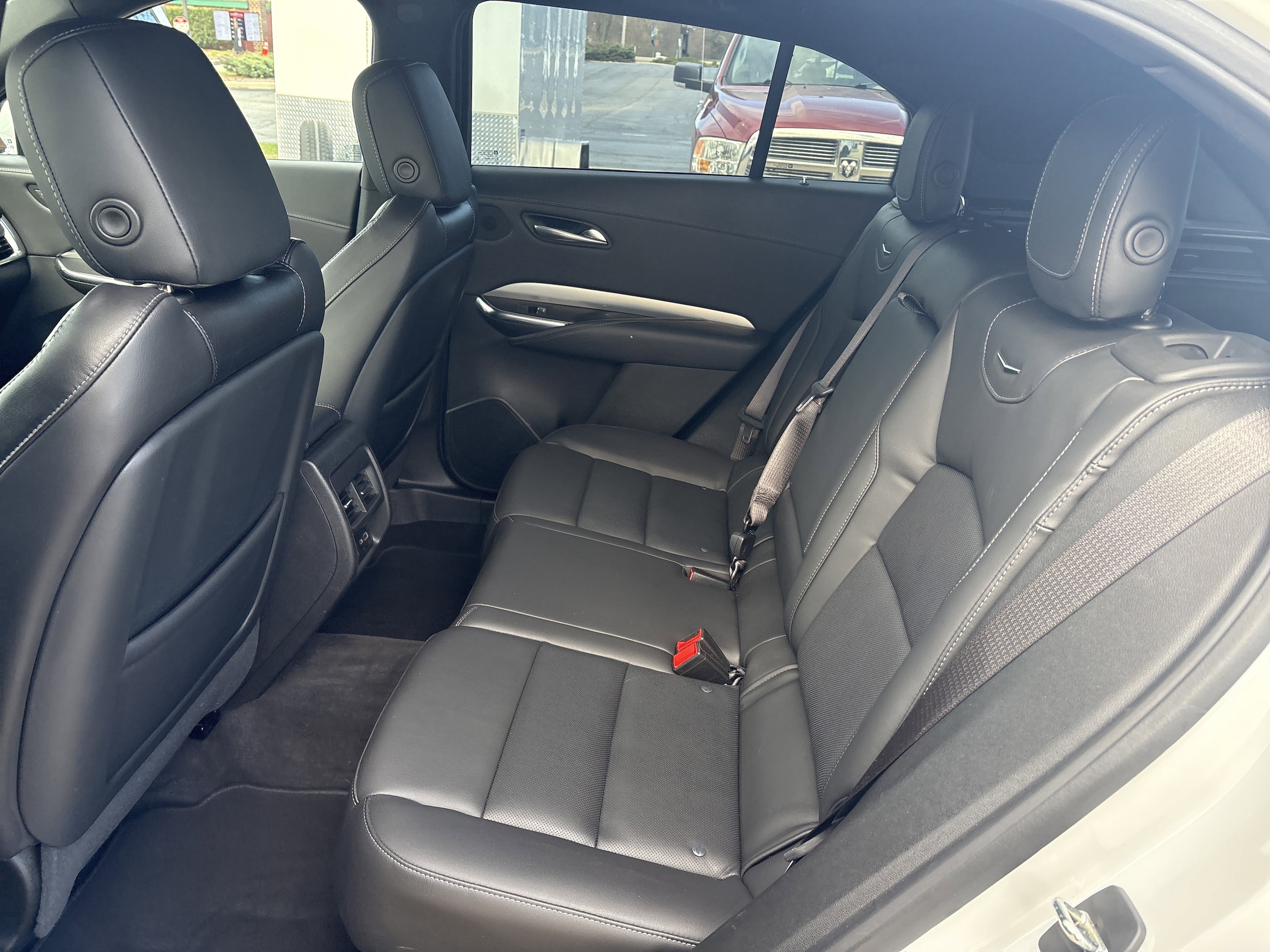 2023 Cadillac XT4 Premium Luxury - Photo 13