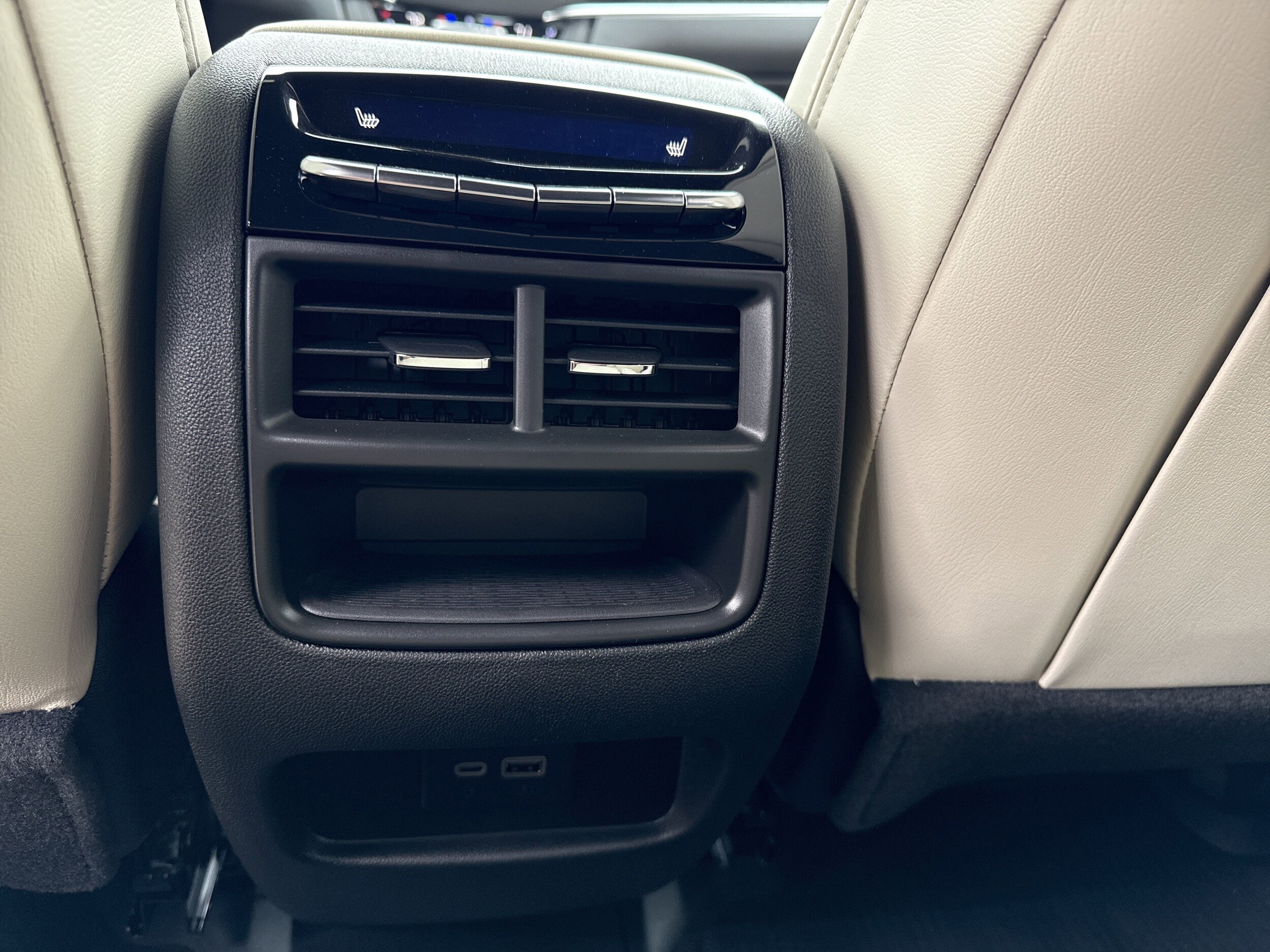 2026 Cadillac XT5 Sport - Photo 10