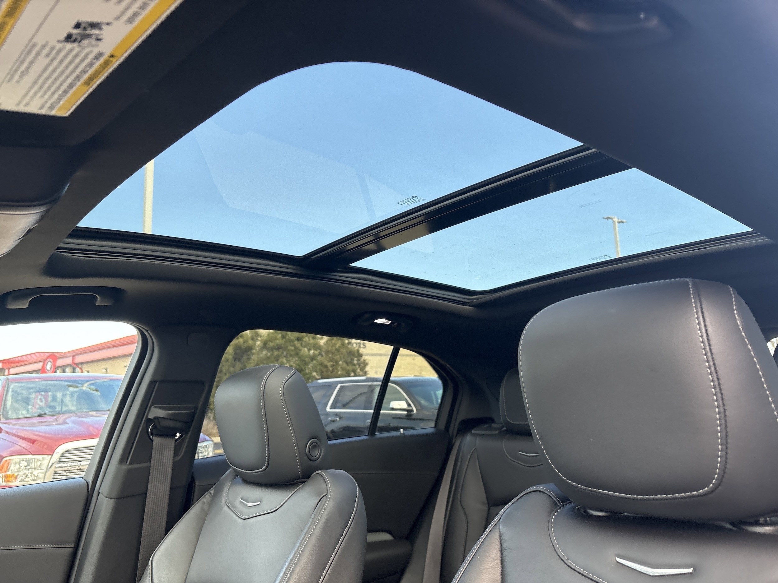 2023 Cadillac XT4 Premium Luxury - Photo 25