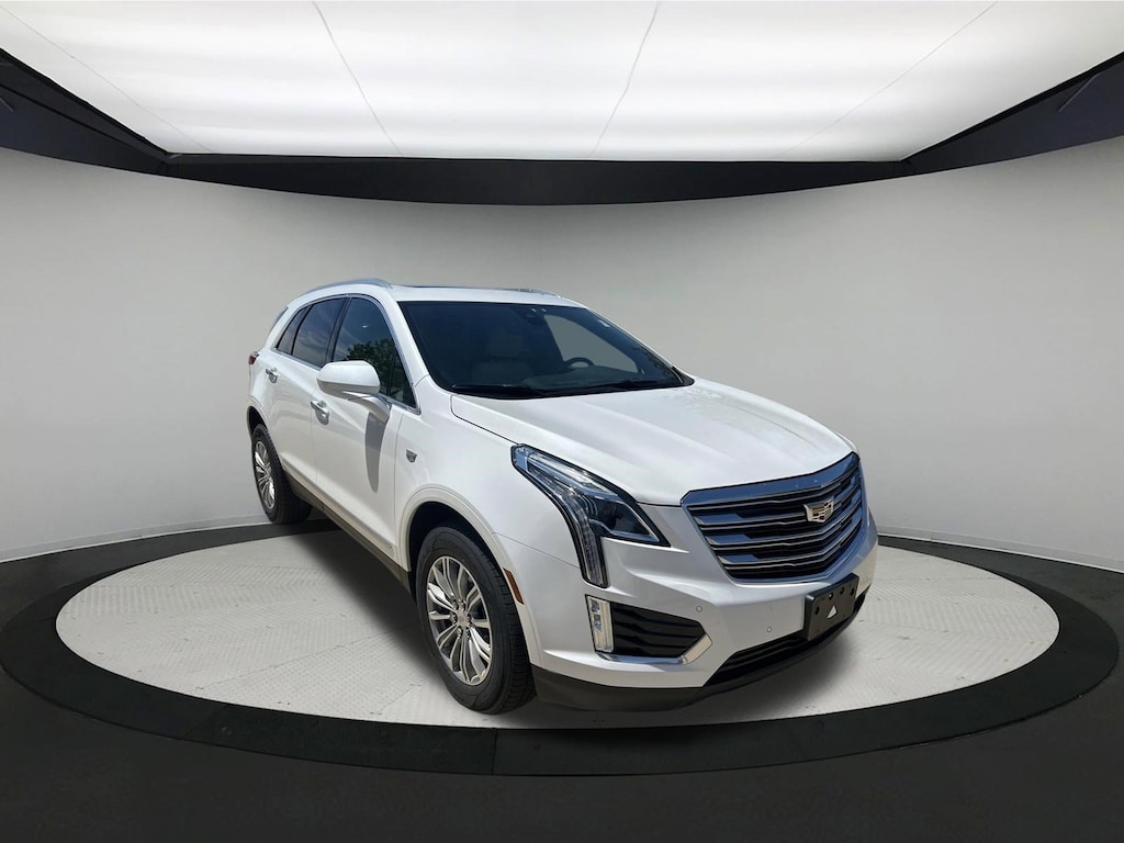Used 2017 CADILLAC XT5 Luxury AWD SUV