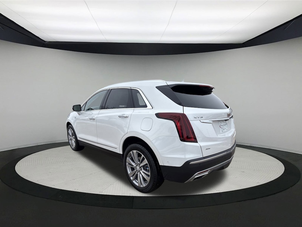 Used 2024 CADILLAC XT5 Premium Luxury SUV