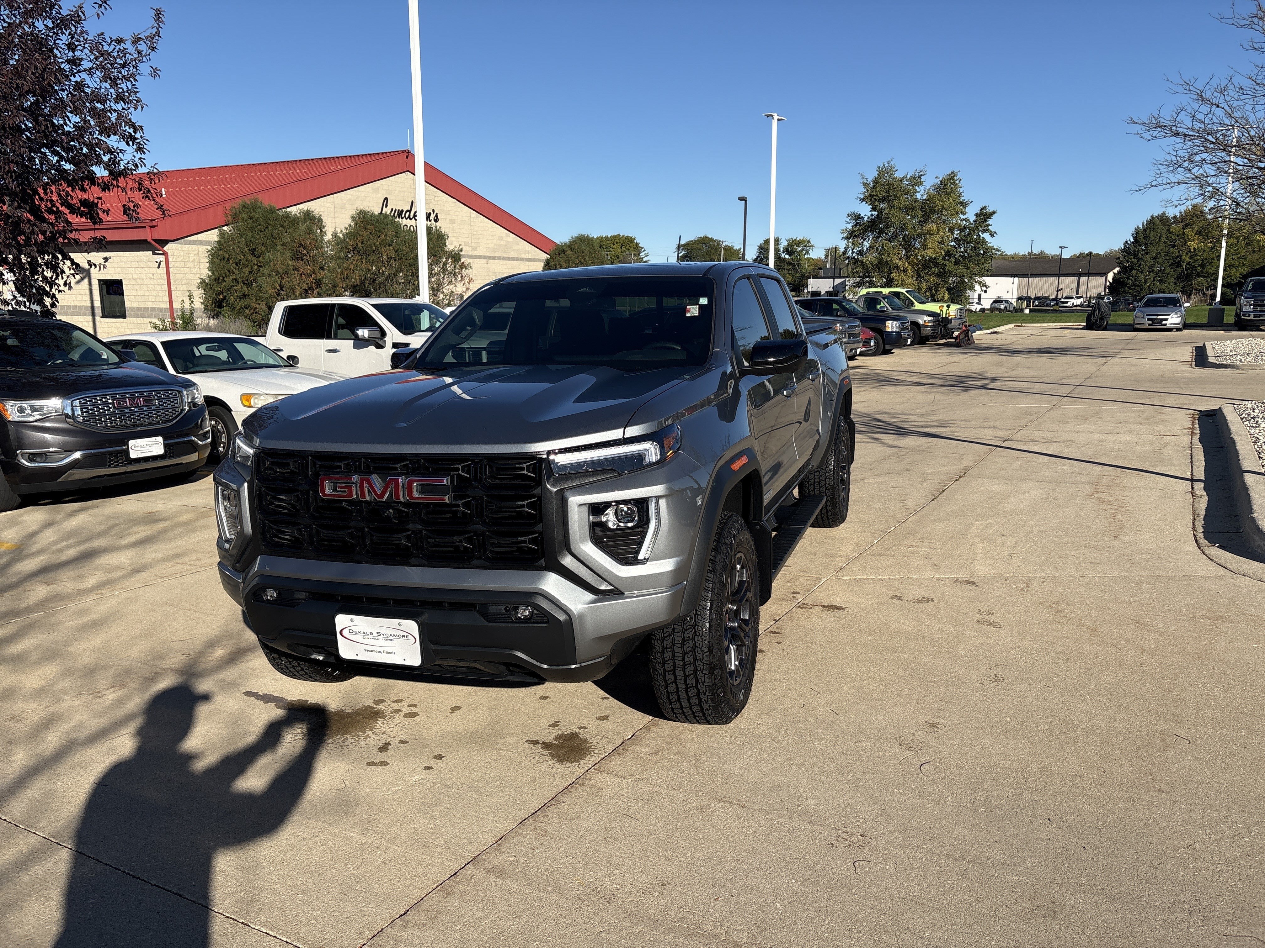 Used 2025 GMC Canyon Elevation Truck