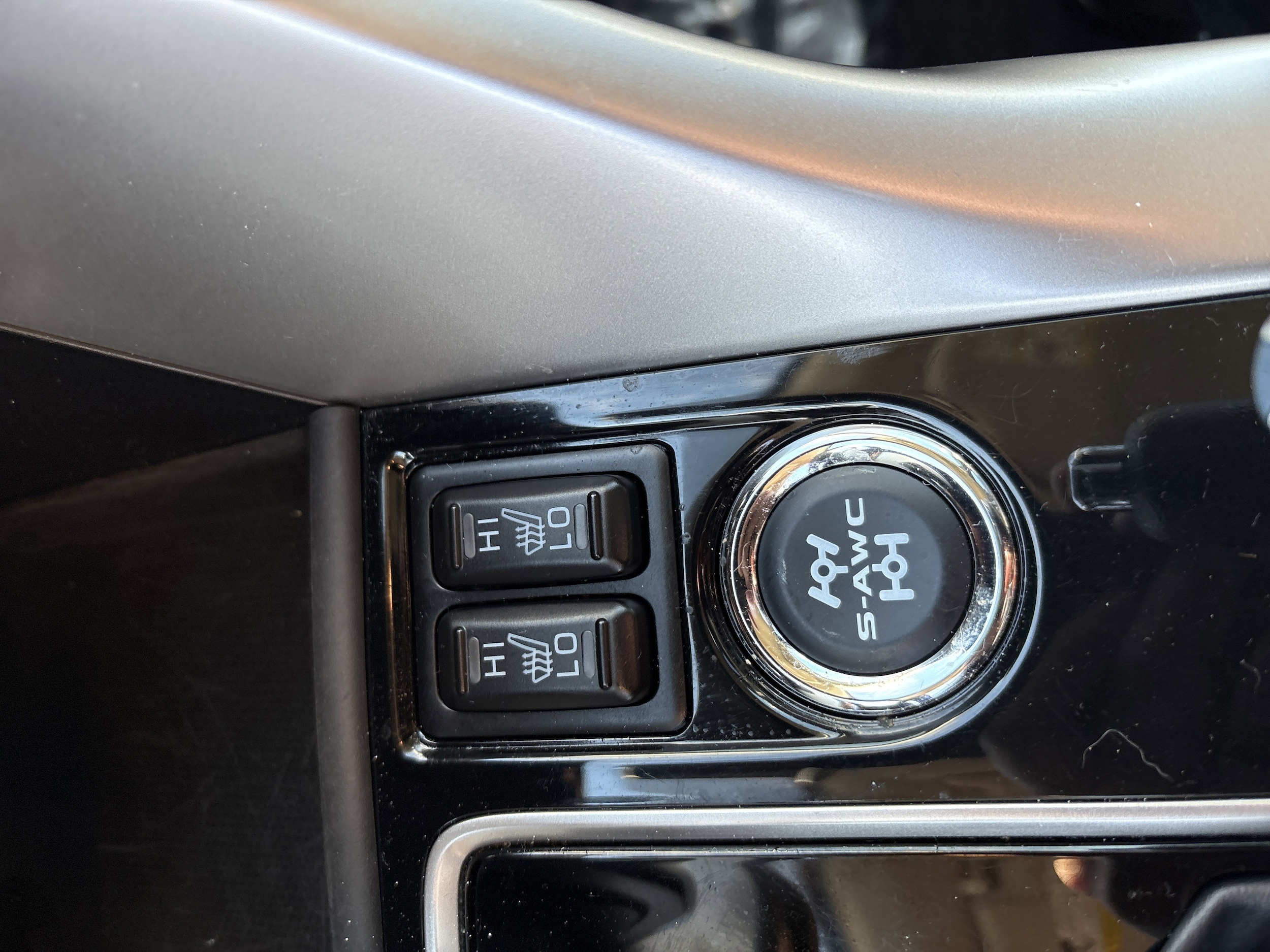 2024 Mitsubishi Eclipse Cross LE - Photo 15