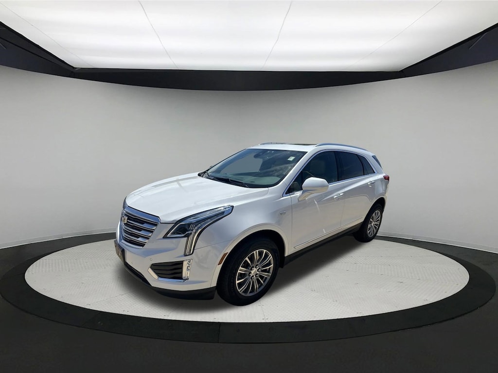 Used 2017 CADILLAC XT5 Luxury AWD SUV