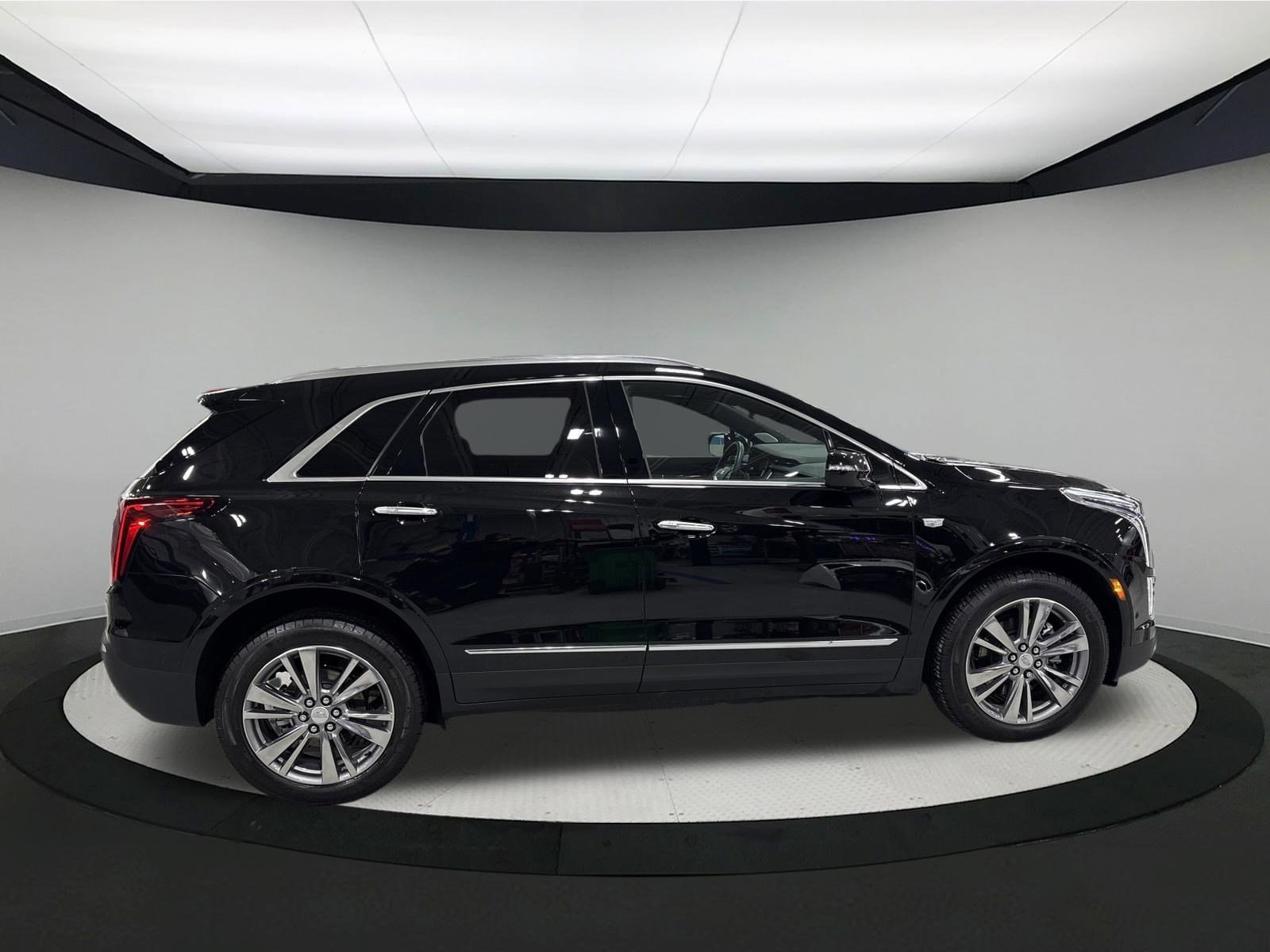 2025 Cadillac XT5 Premium Luxury - Photo 6