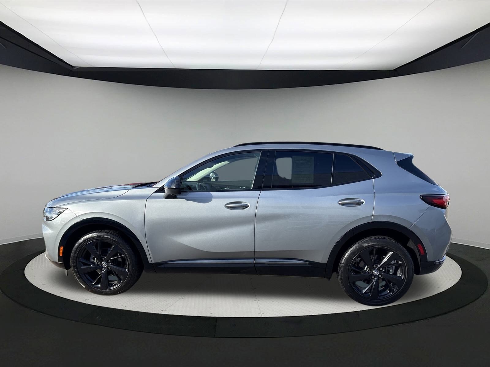 2023 Buick Envision Essence photo 3