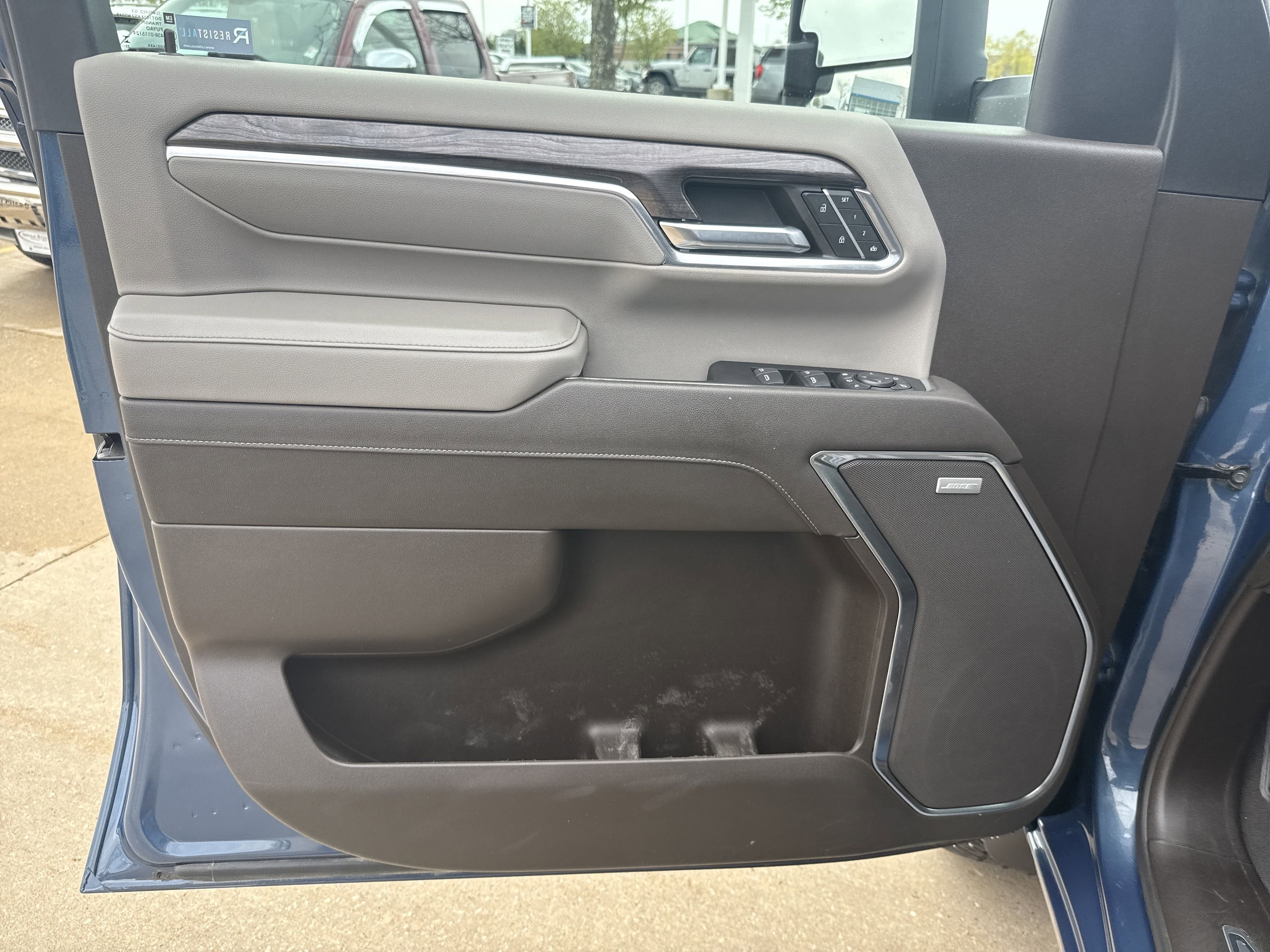 2024 Chevrolet Silverado 3500HD LTZ - Photo 13