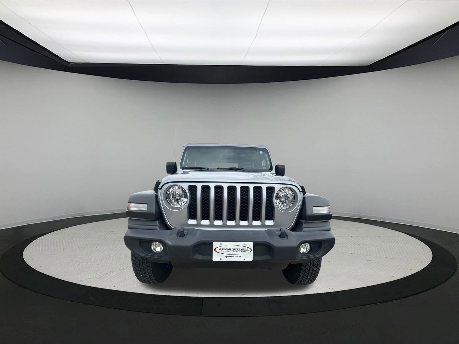 Used 2020 Jeep Wrangler Sport S with VIN 1C4GJXAG2LW103390 for sale in Sycamore, IL
