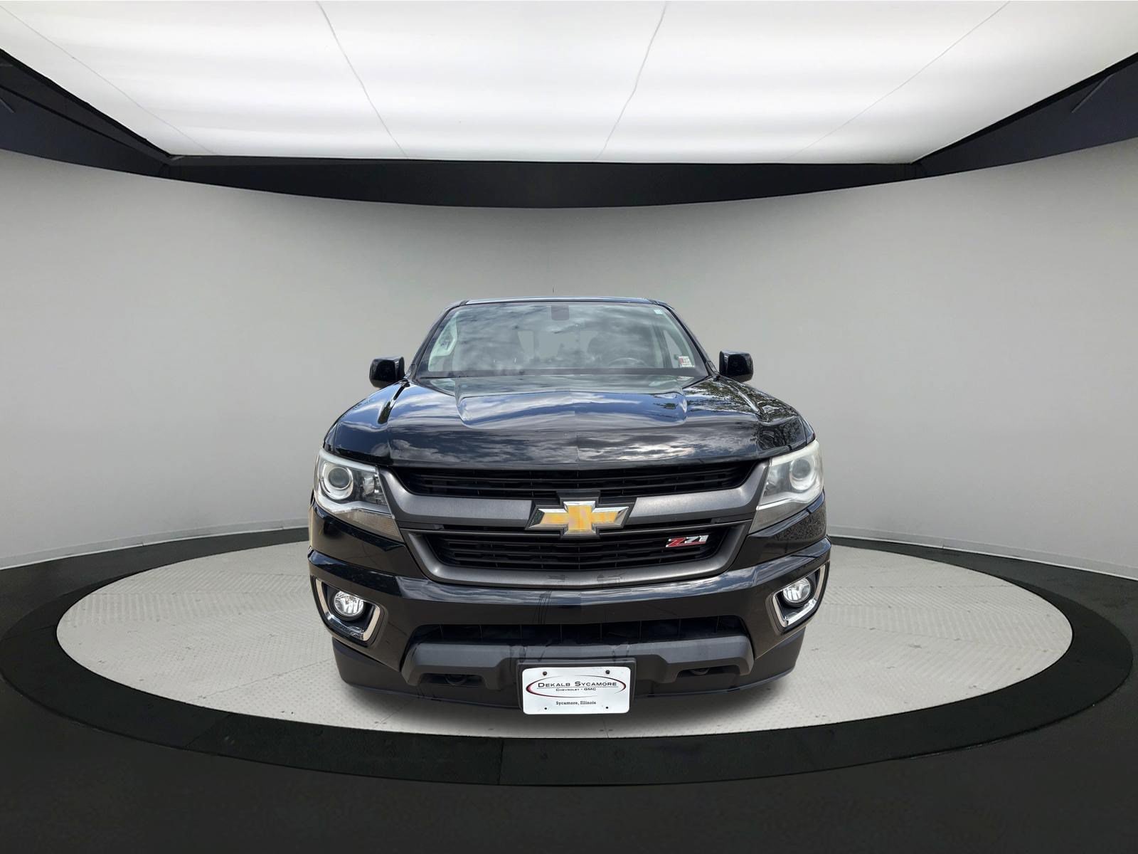 Used 2017 Chevrolet Colorado Z71 with VIN 1GCGTDEN3H1230056 for sale in Sycamore, IL