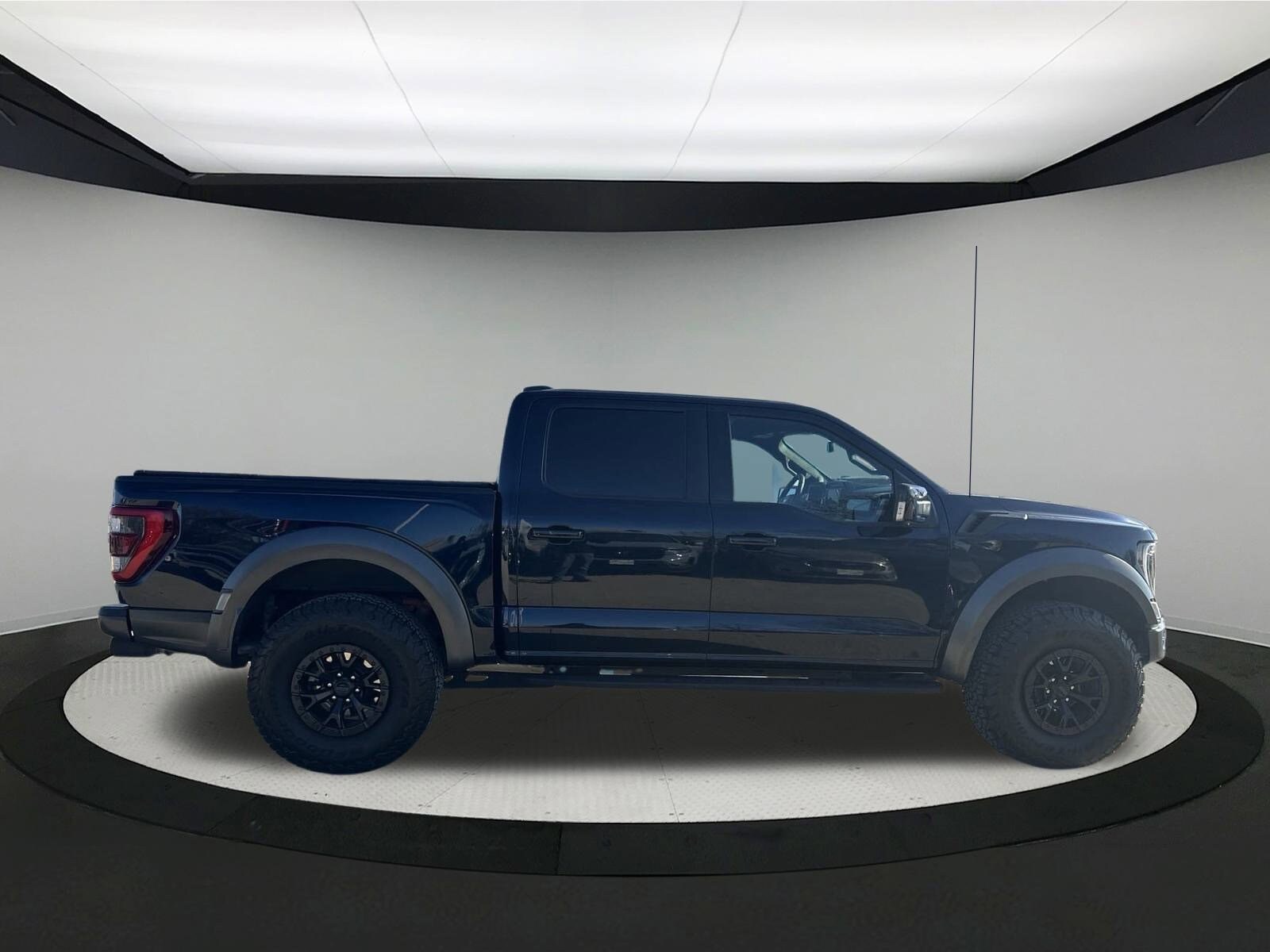 2023 Ford F-150 Raptor photo 3
