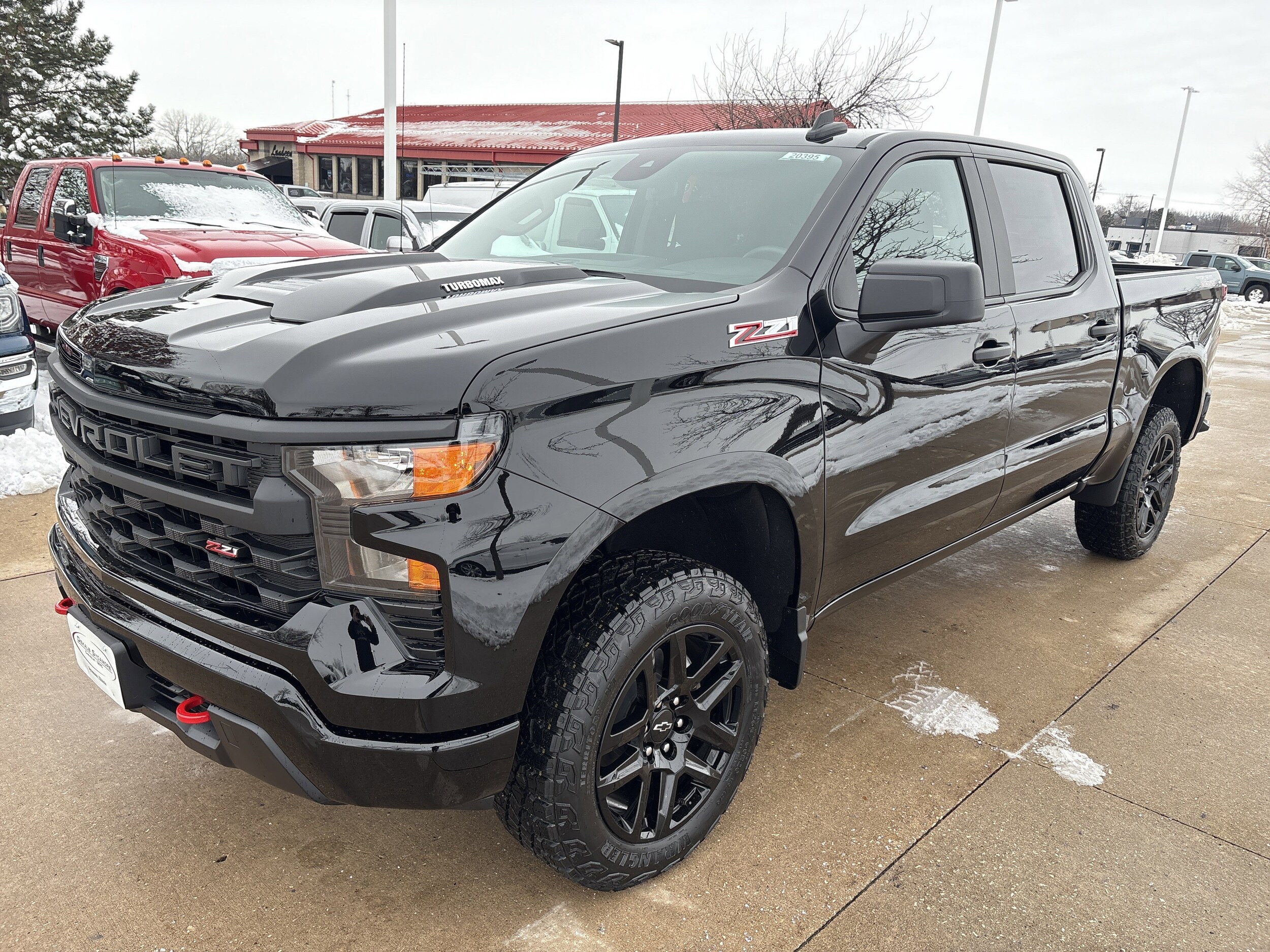 2026 Chevrolet Silverado 1500 Custom Trail Boss photo 2