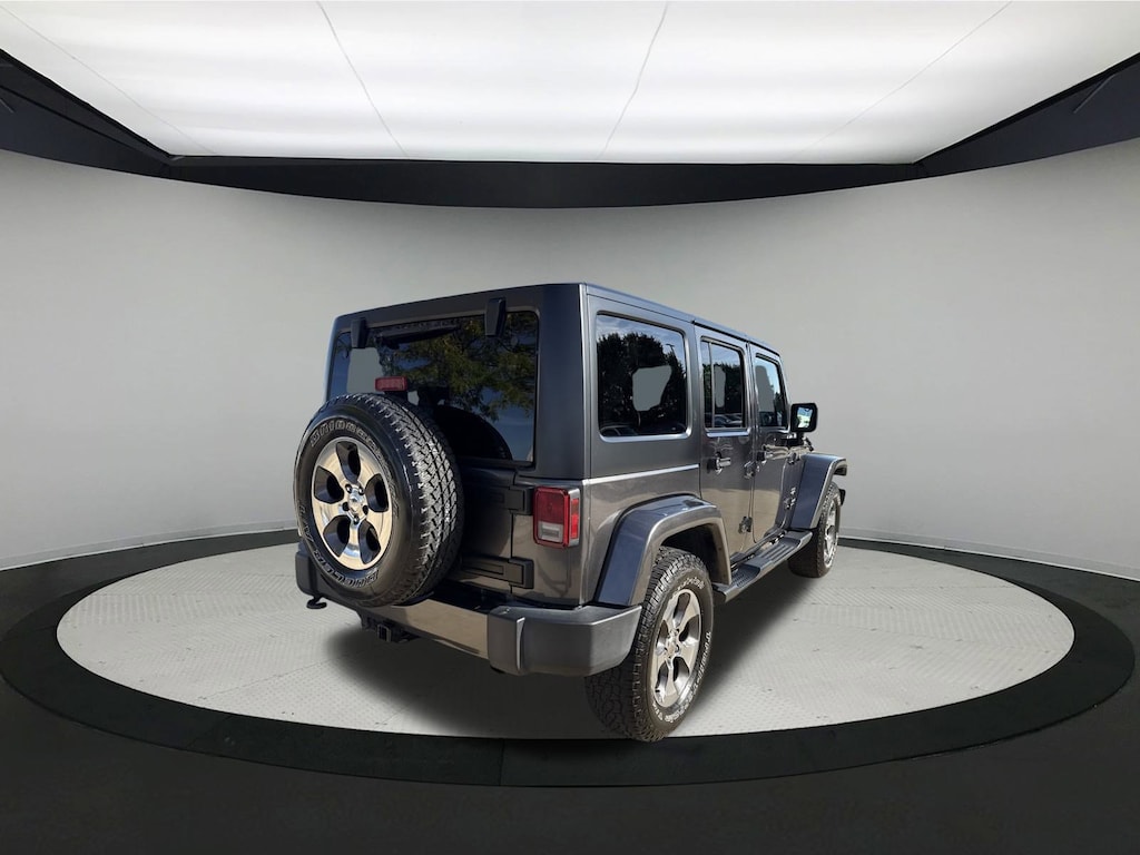Used 2017 Jeep Wrangler Unlimited Sahara