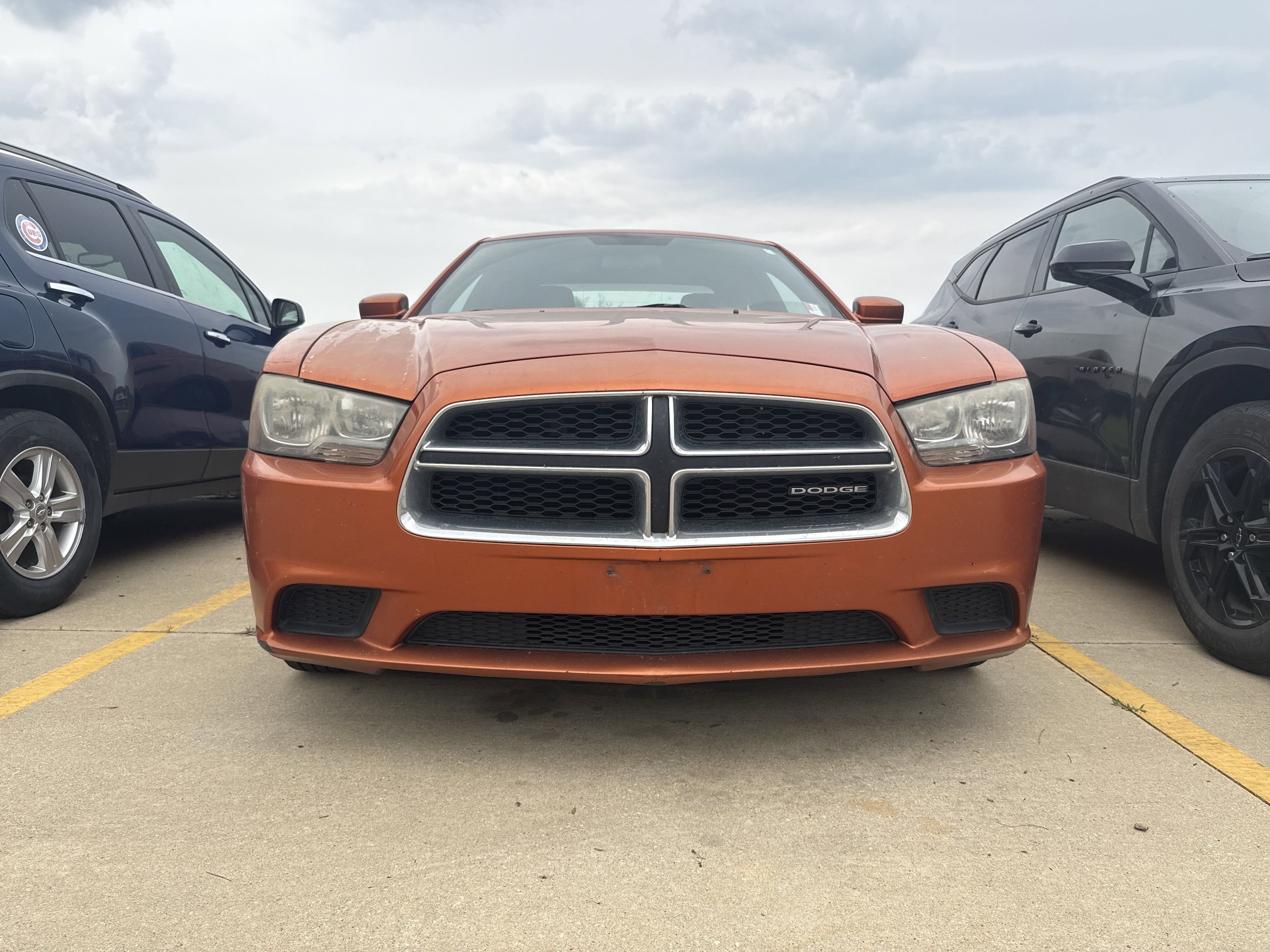 Used 2011 Dodge Charger SE with VIN 2B3CL3CG9BH534225 for sale in Sycamore, IL