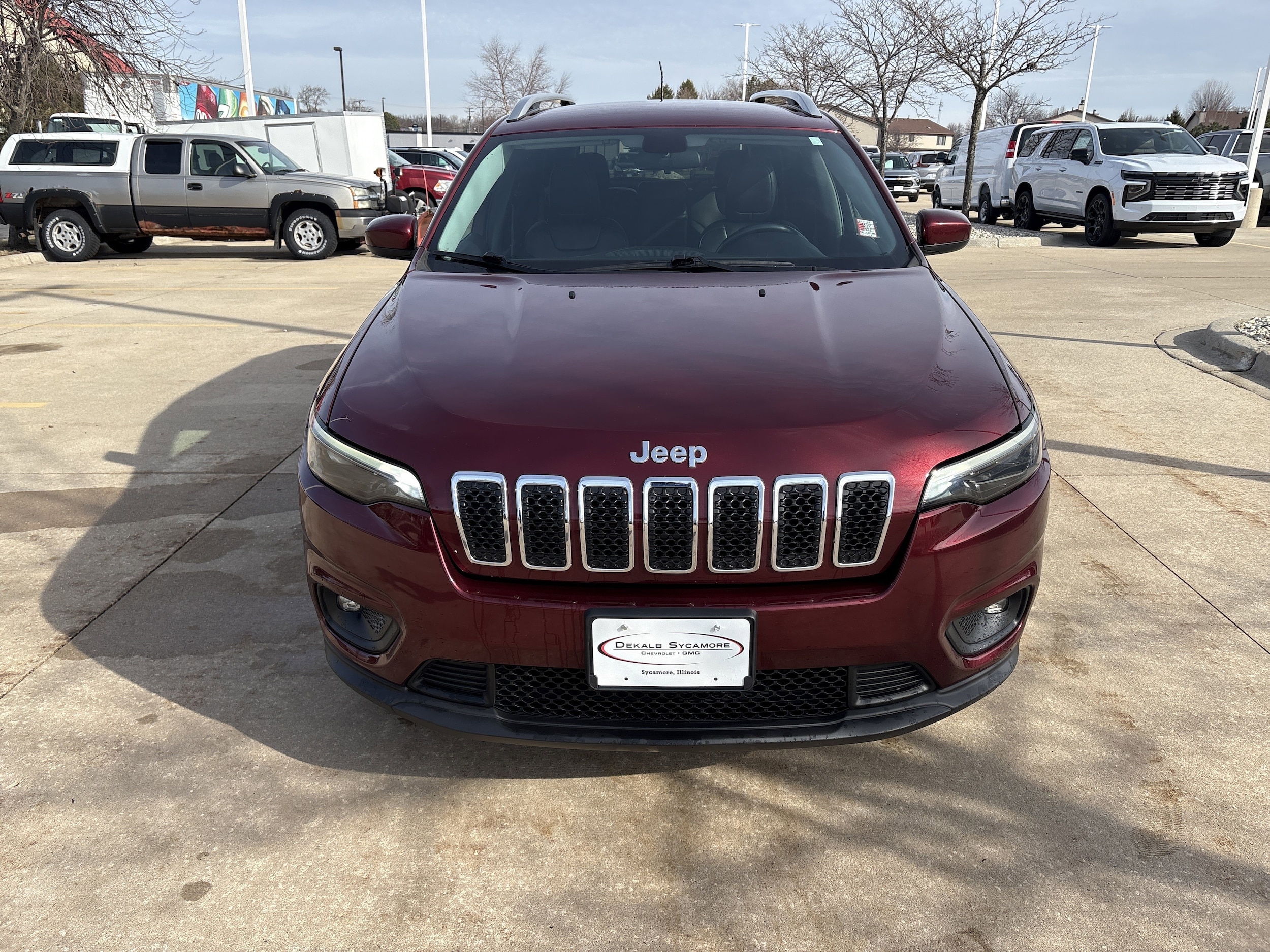 Used 2019 Jeep Cherokee Latitude Plus with VIN 1C4PJLLB6KD128488 for sale in Sycamore, IL
