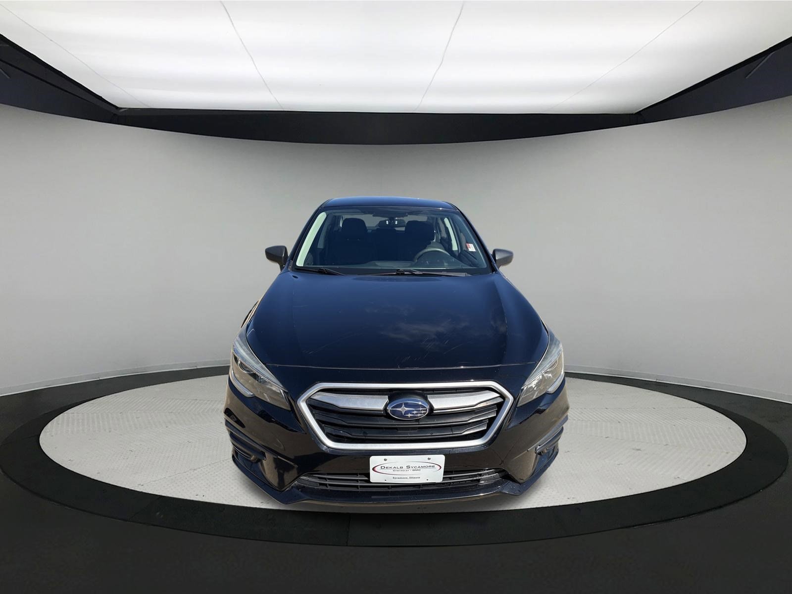 Used 2018 Subaru Legacy Base with VIN 4S3BNAB61J3031727 for sale in Sycamore, IL