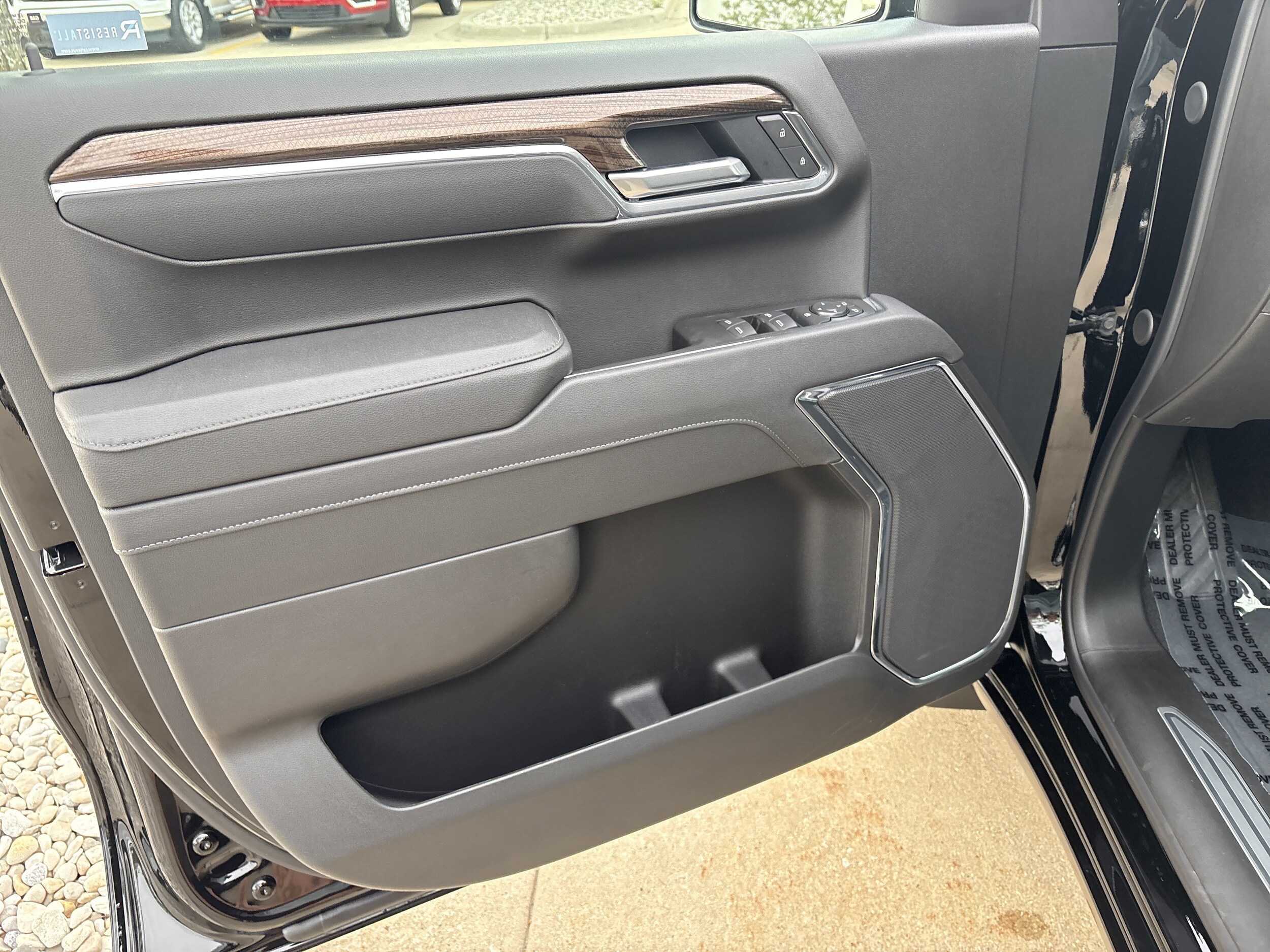2026 Chevrolet Silverado 1500 LT - Photo 9