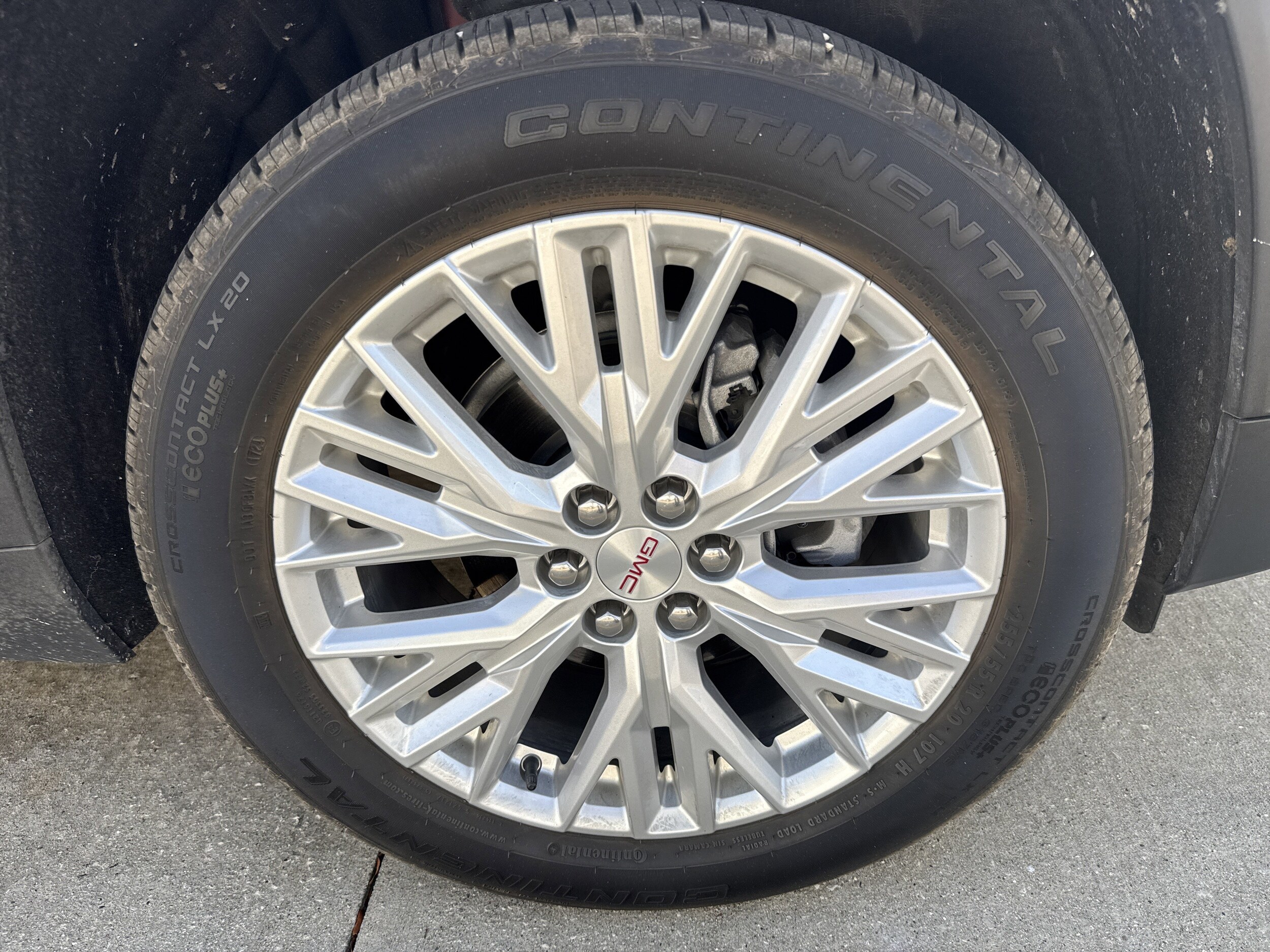 2024 Gmc Acadia Elevation photo 2