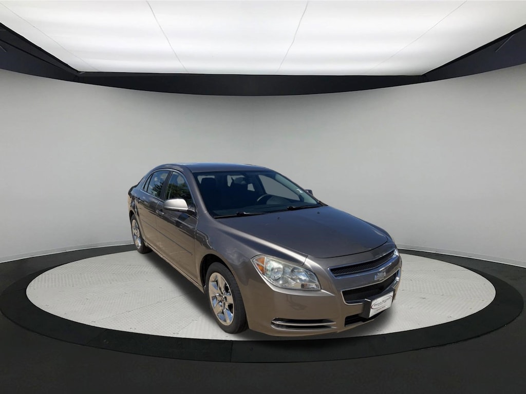 Used 2010 Chevrolet Malibu LT w/1LT Car