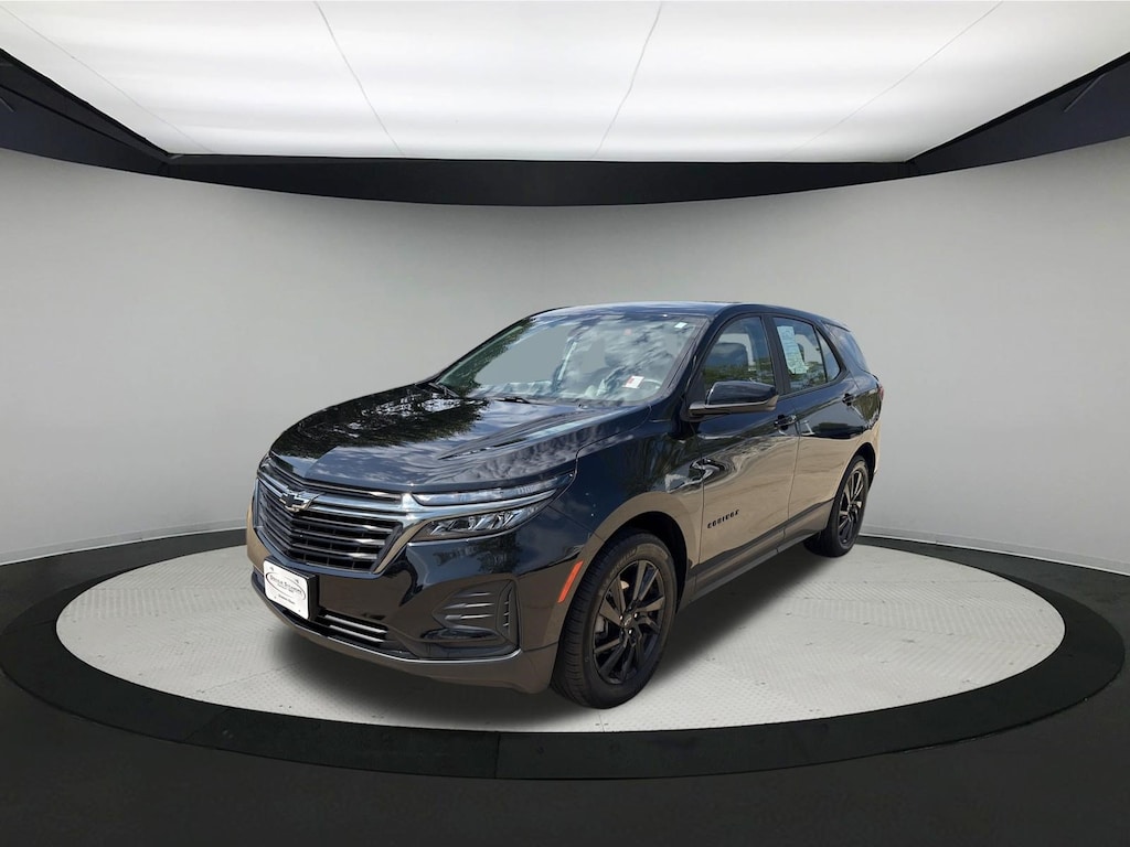 Used 2024 Chevrolet Equinox LS SUV