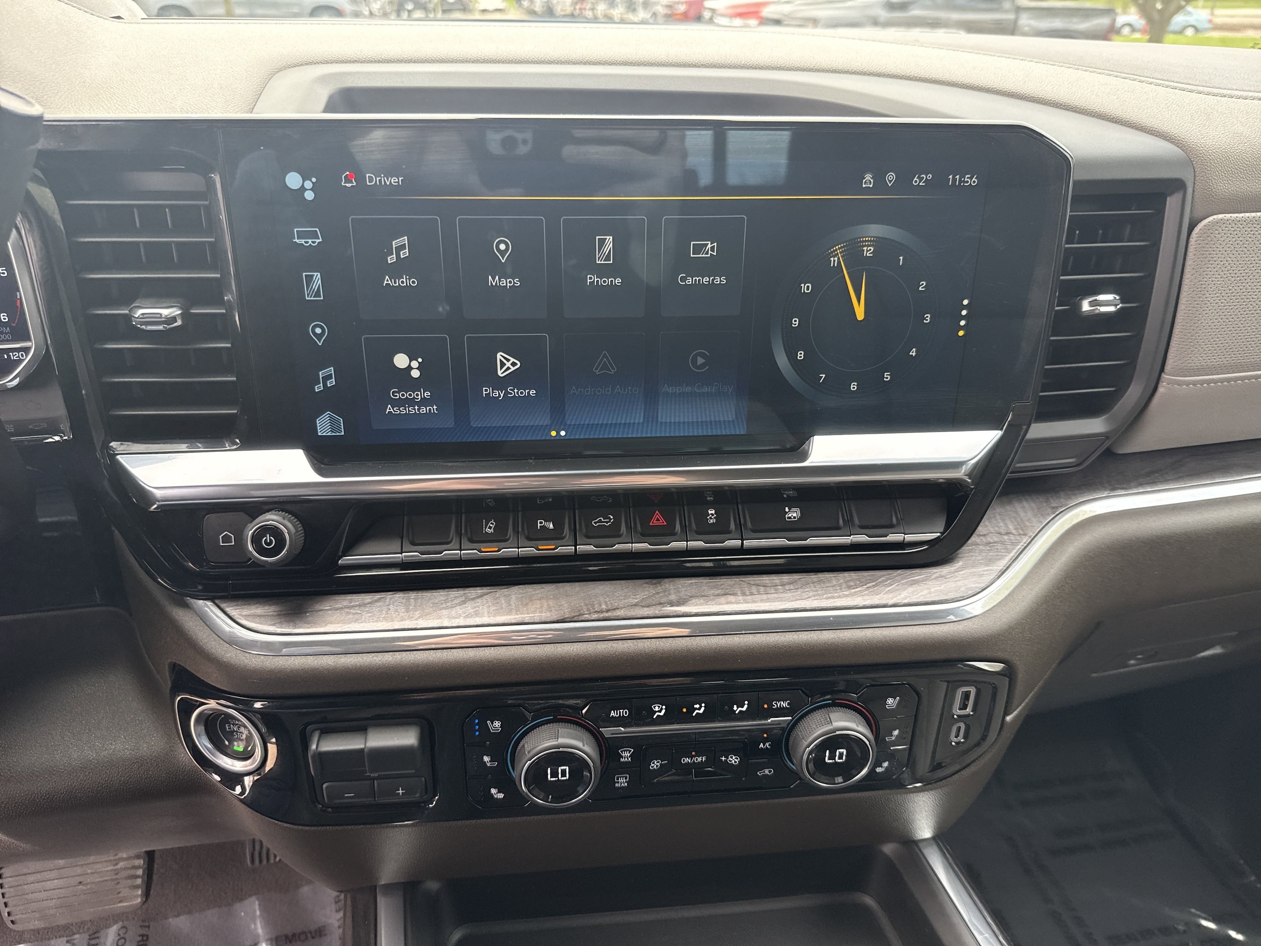 2024 Chevrolet Silverado 3500HD LTZ - Photo 18