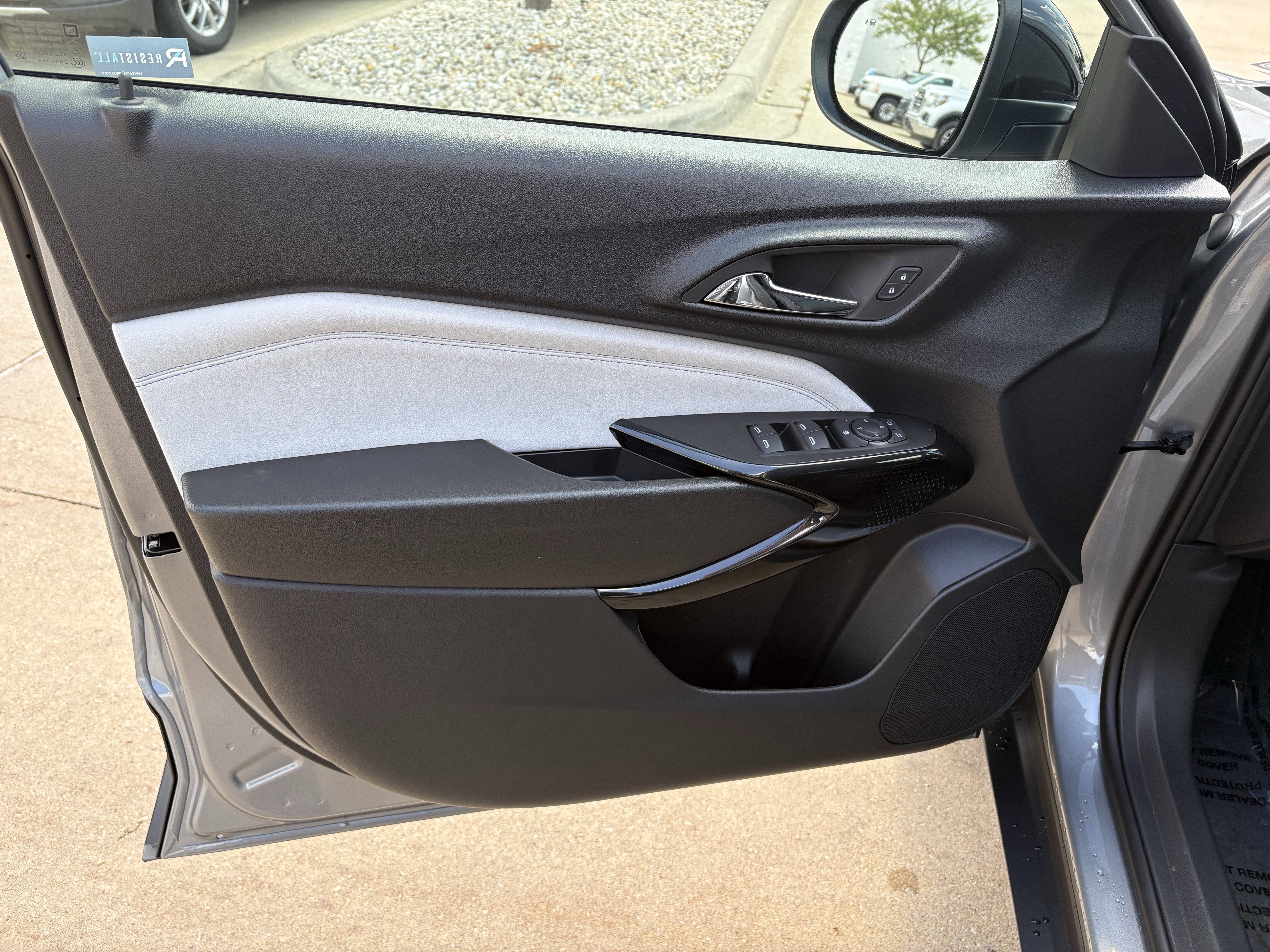 2026 Chevrolet Trax LT - Photo 10