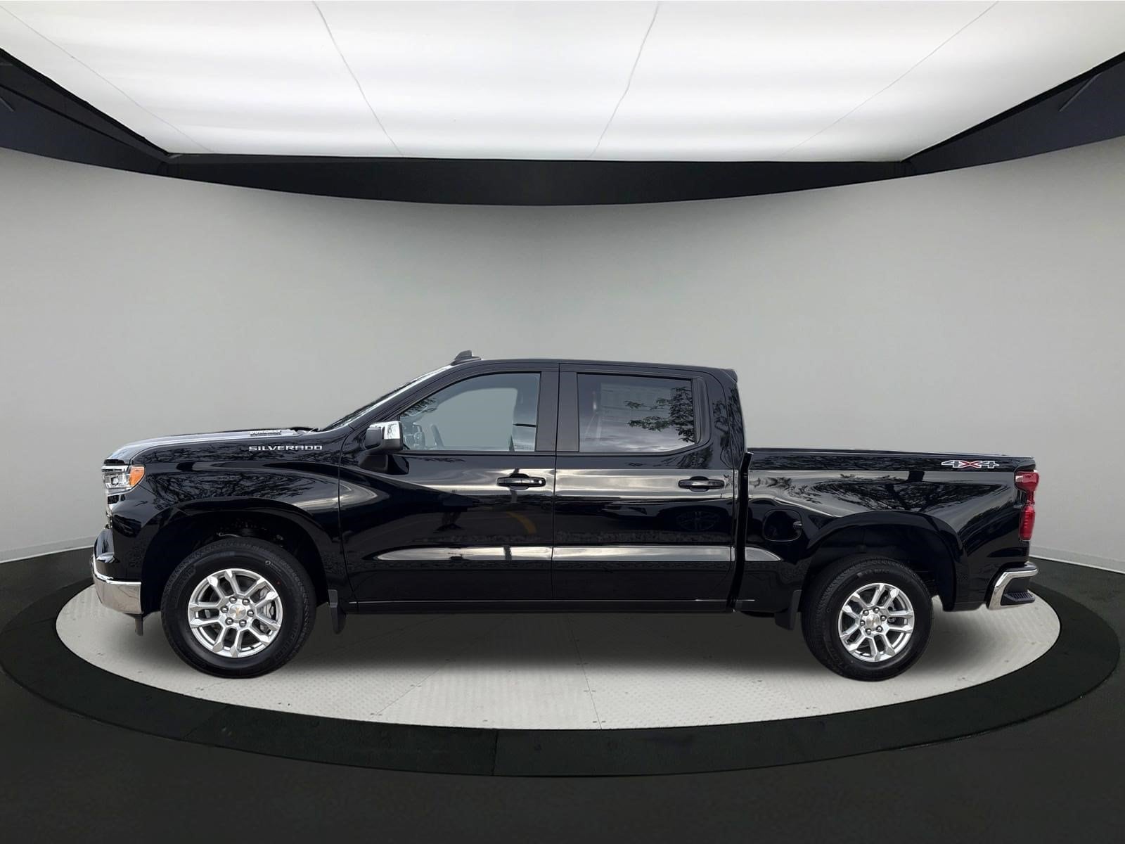 2026 Chevrolet Silverado 1500 LT - Photo 2