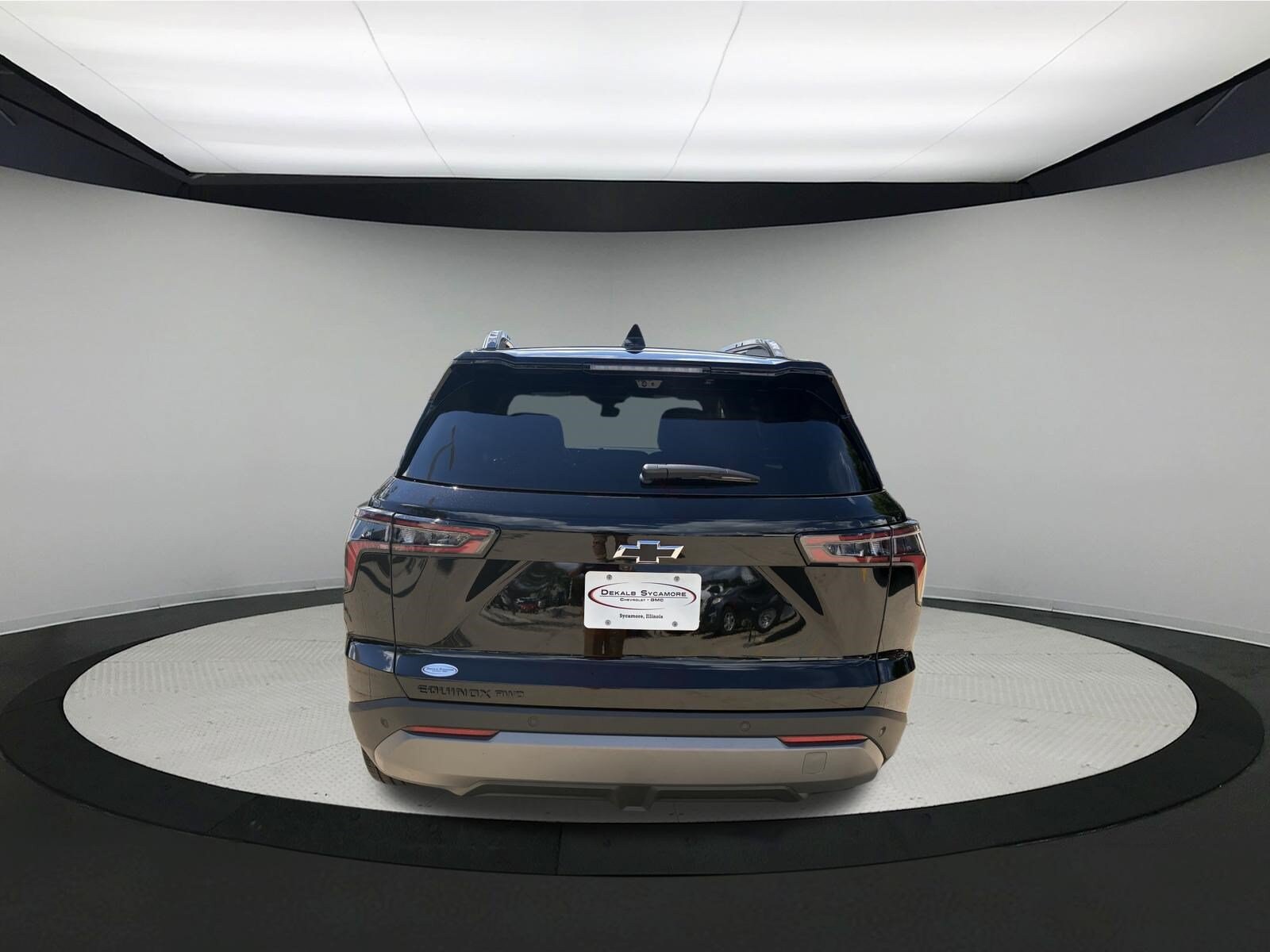 2027 Chevrolet Equinox LT - Photo 6