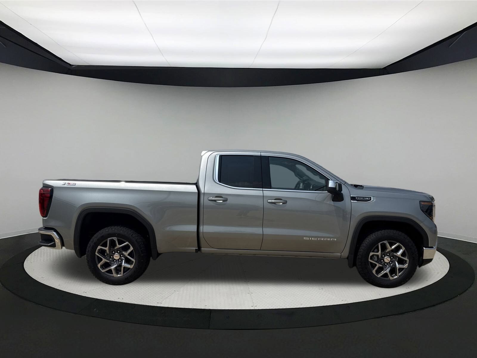 2026 Gmc Sierra 1500 SLE photo 4