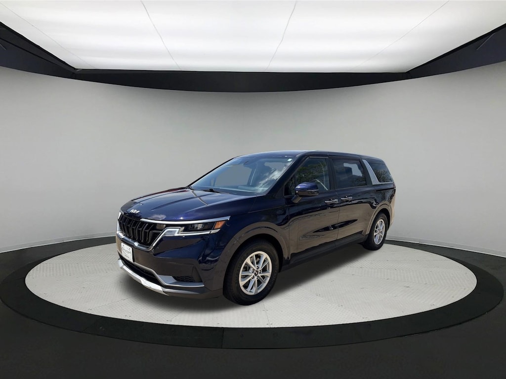 Used 2024 Kia Carnival LX