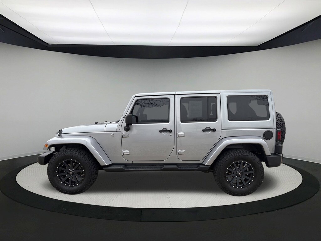 Used 2013 Jeep Wrangler Unlimited Sahara