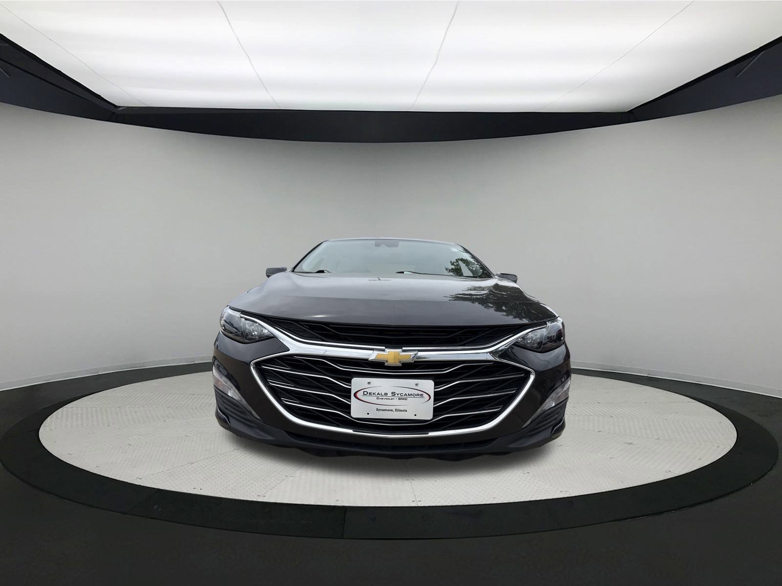 Used 2023 Chevrolet Malibu 1LT with VIN 1G1ZD5ST9PF160345 for sale in Sycamore, IL