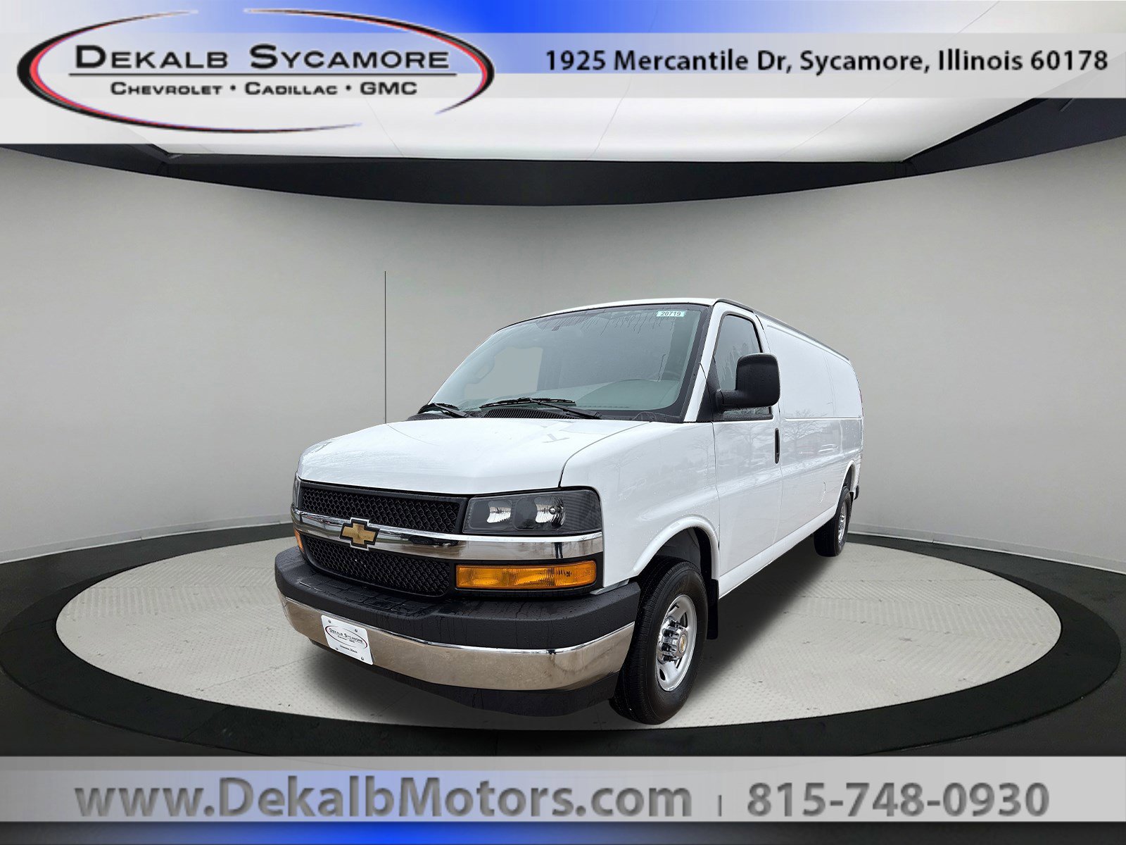 2026 Chevrolet Express 2500 Extended Work Van HD's photo