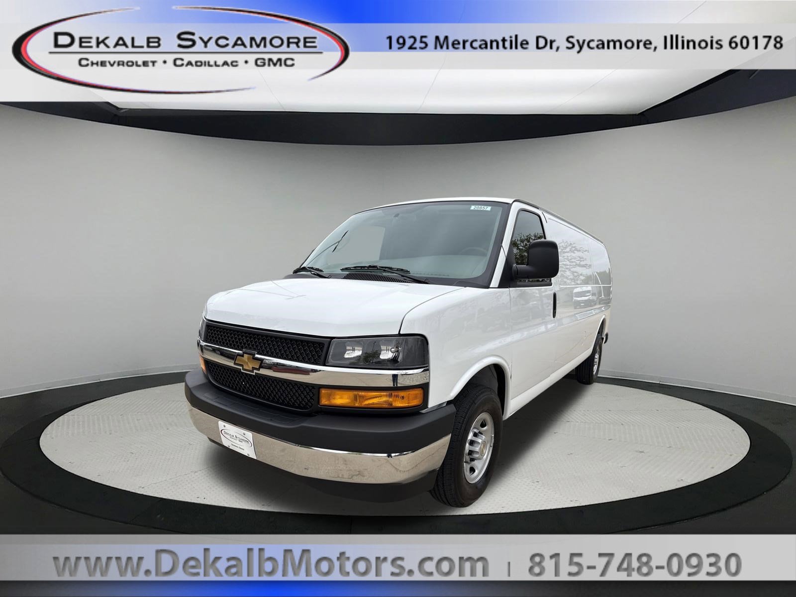 2026 Chevrolet Express 2500 Extended Work Van HD's photo