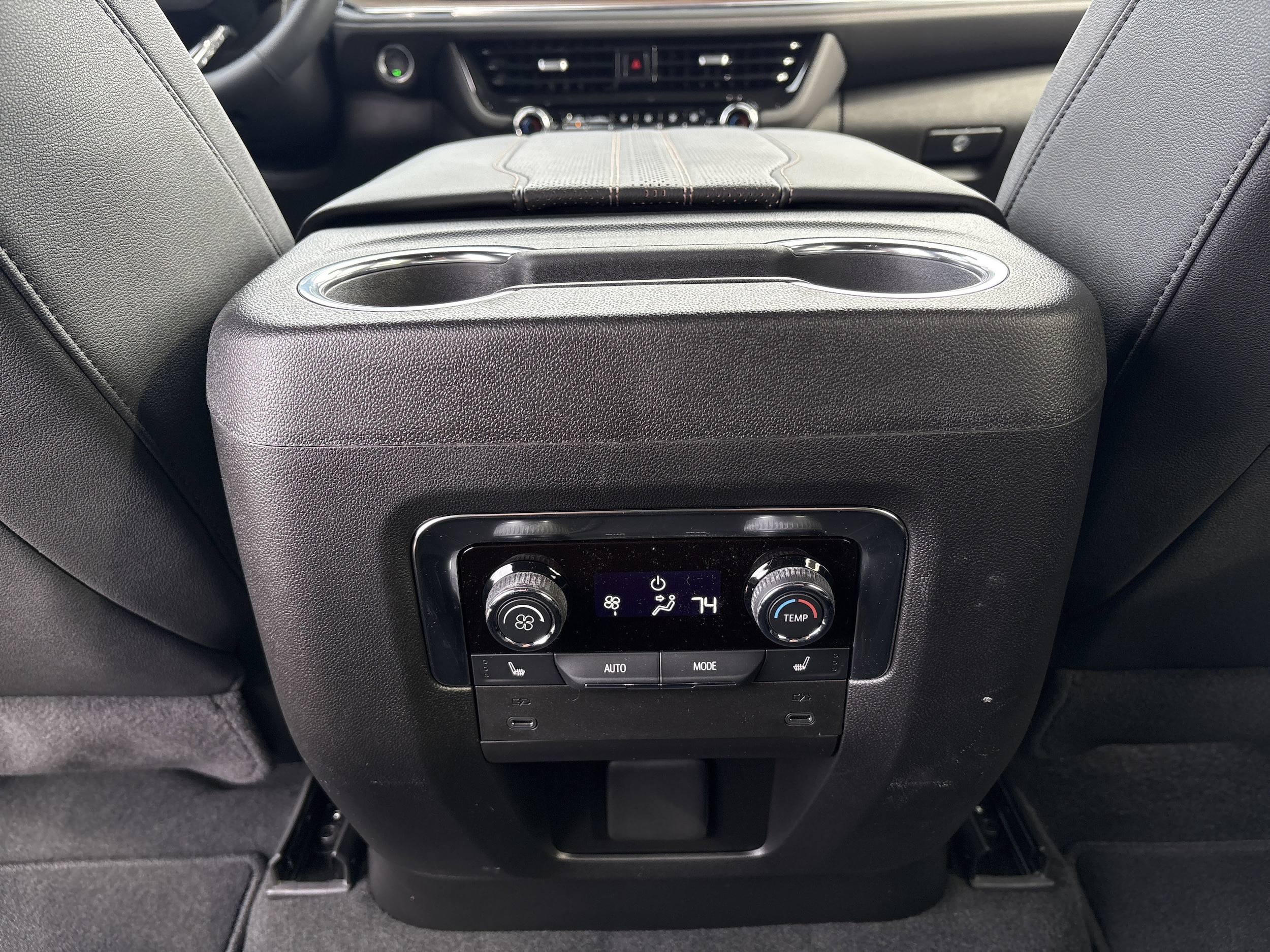 2025 Chevrolet Suburban High Country - Photo 21