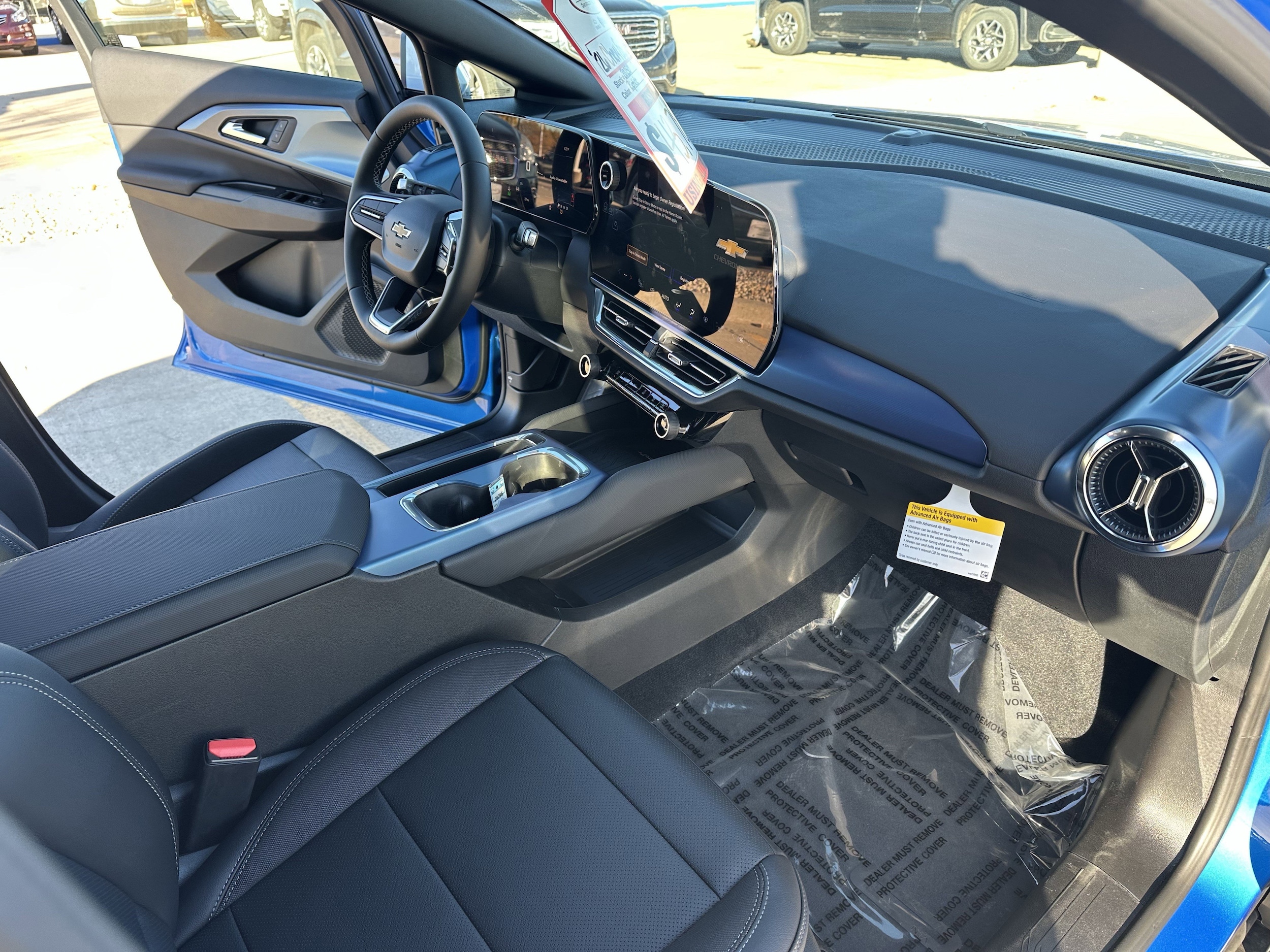 2026 Chevrolet Equinox EV 2LT - Photo 10