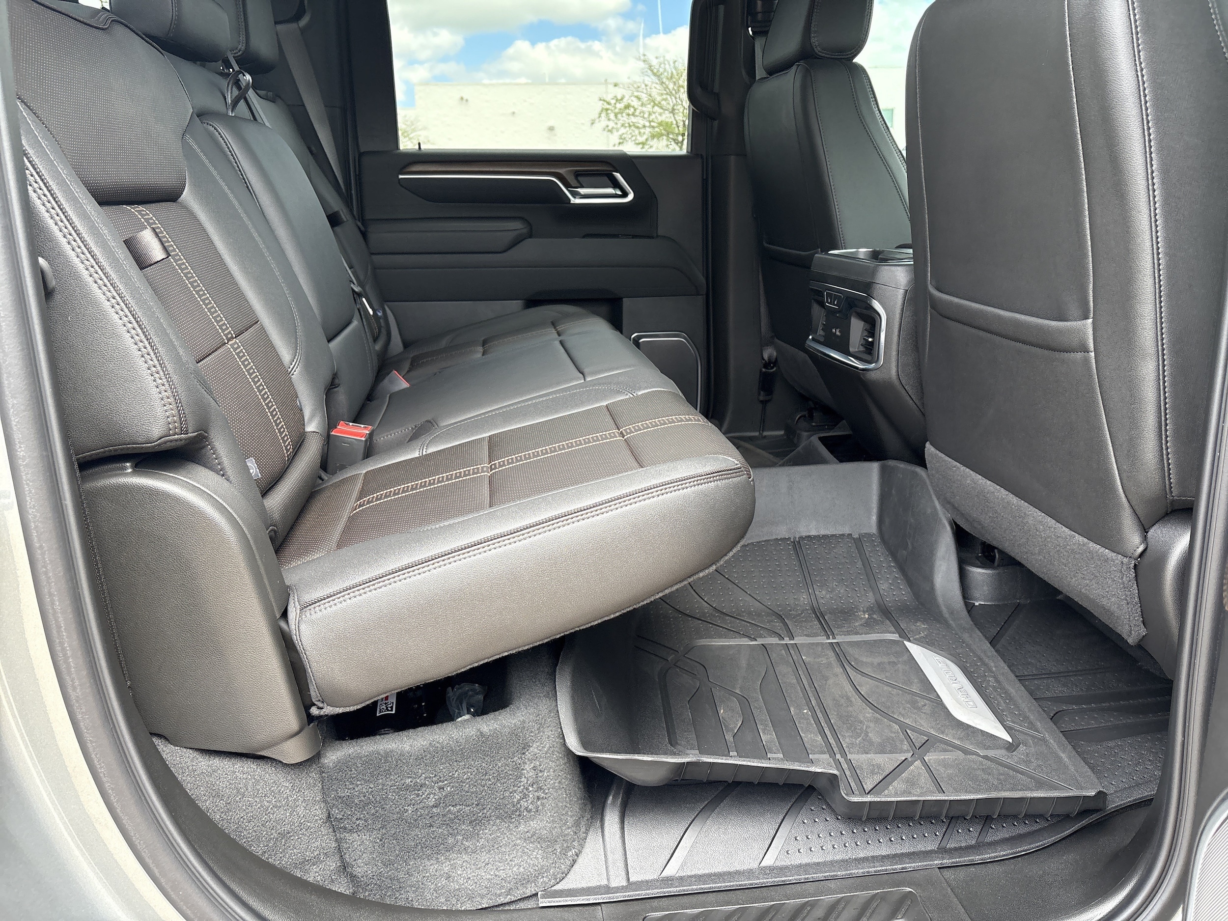 2025 Chevrolet Silverado 2500 HD High Country - Photo 16
