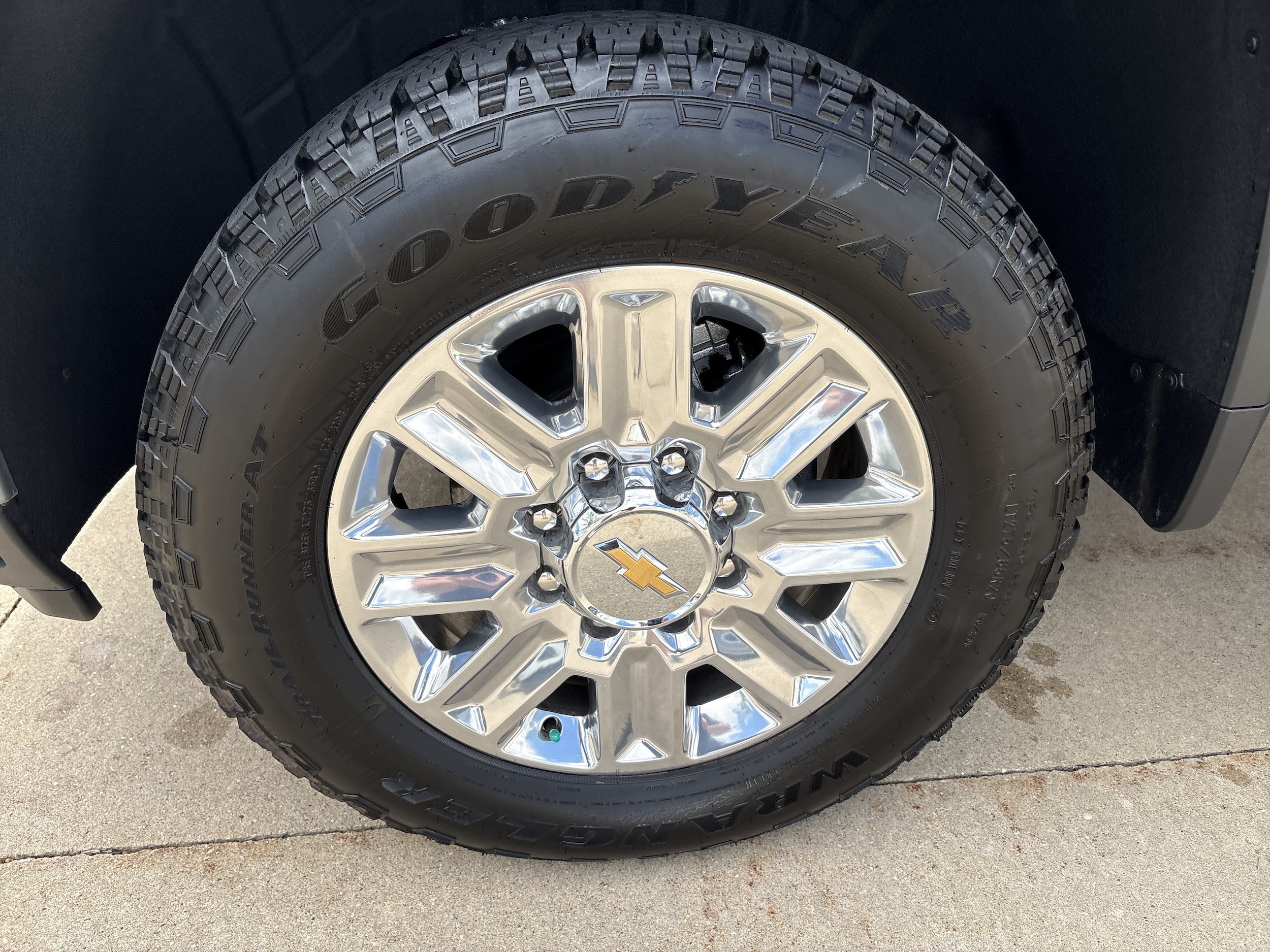 2025 Chevrolet Silverado 2500 HD High Country - Photo 9