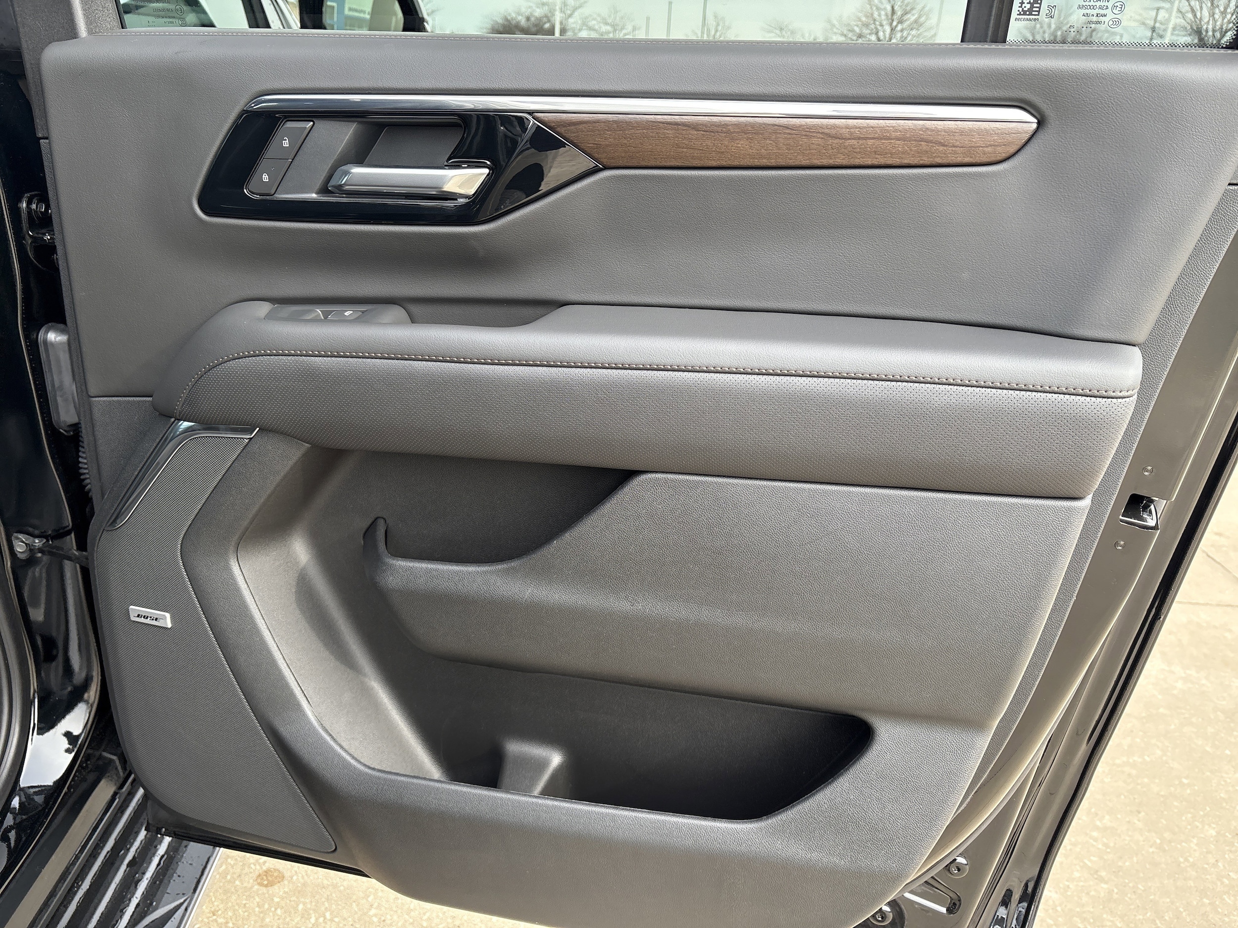 2025 Chevrolet Suburban High Country - Photo 23