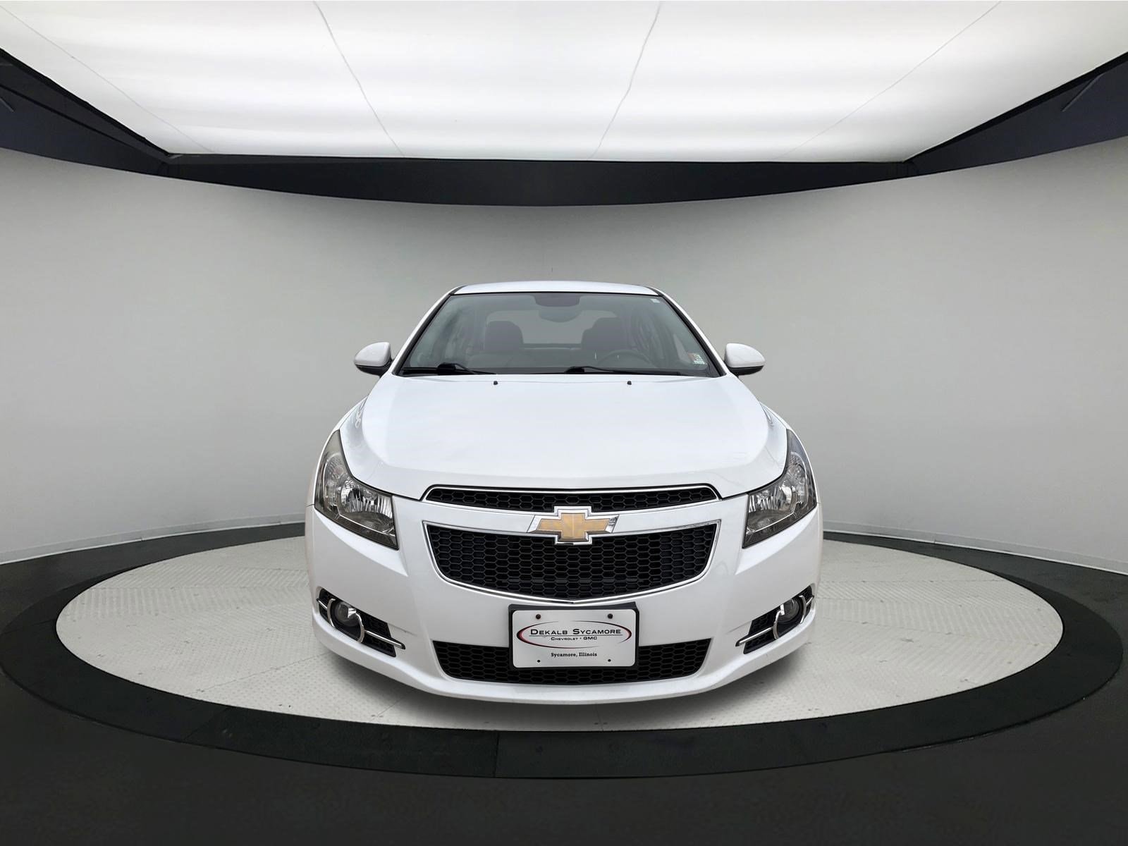 Used 2014 Chevrolet Cruze 1LT with VIN 1G1PC5SB9E7108707 for sale in Sycamore, IL