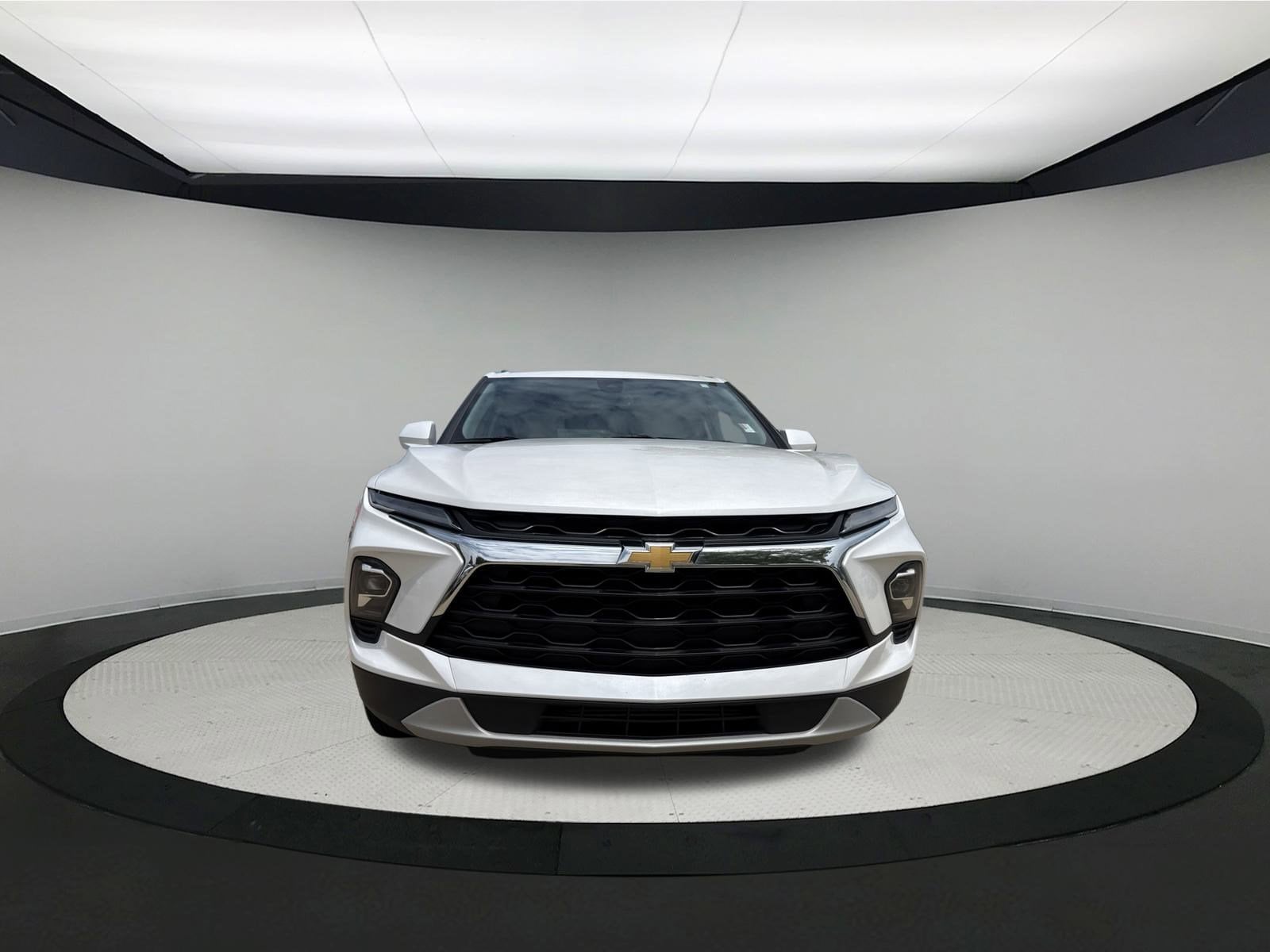 Used 2023 Chevrolet Blazer 2LT with VIN 3GNKBCR4XPS196422 for sale in Sycamore, IL