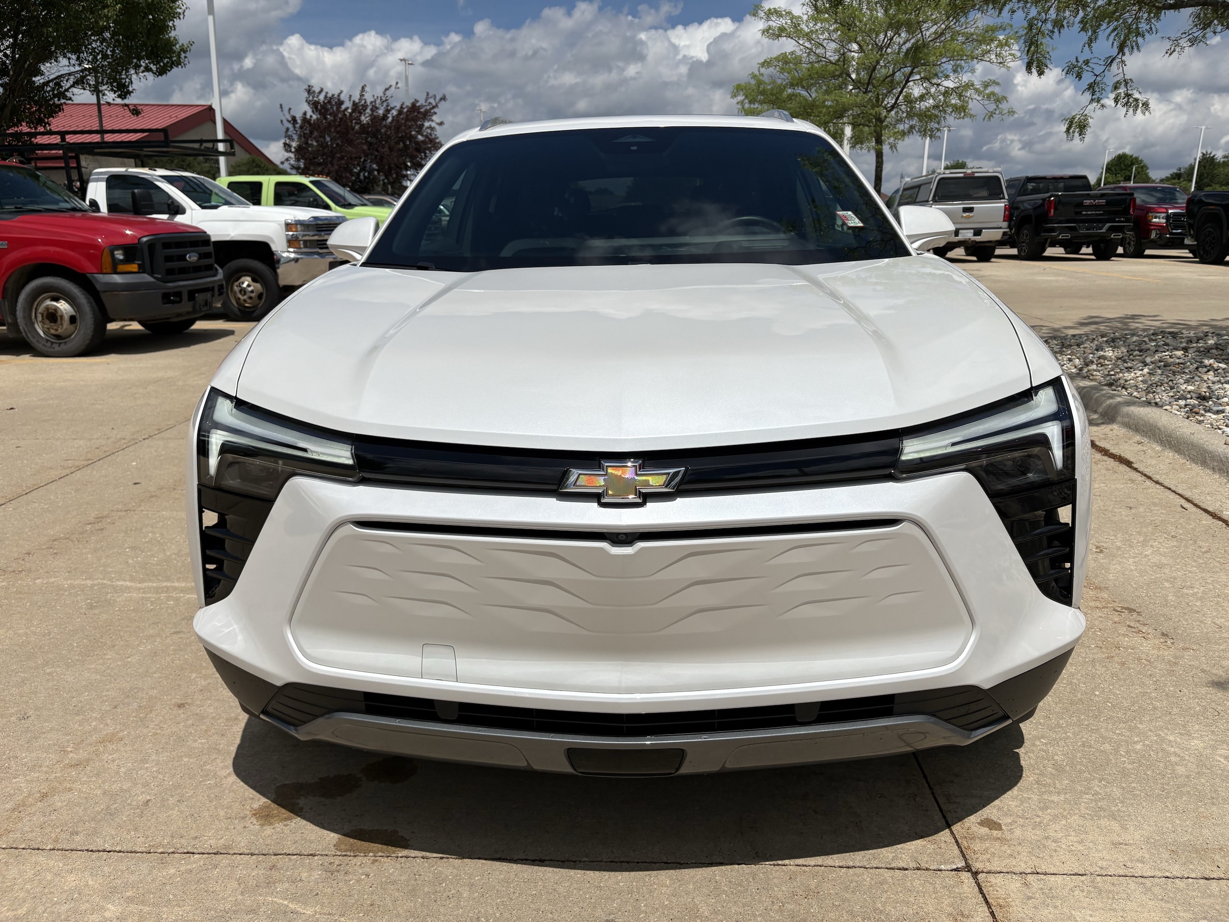 Used 2024 Chevrolet Blazer EV LT with VIN 3GNKDBRJXRS218318 for sale in Sycamore, IL