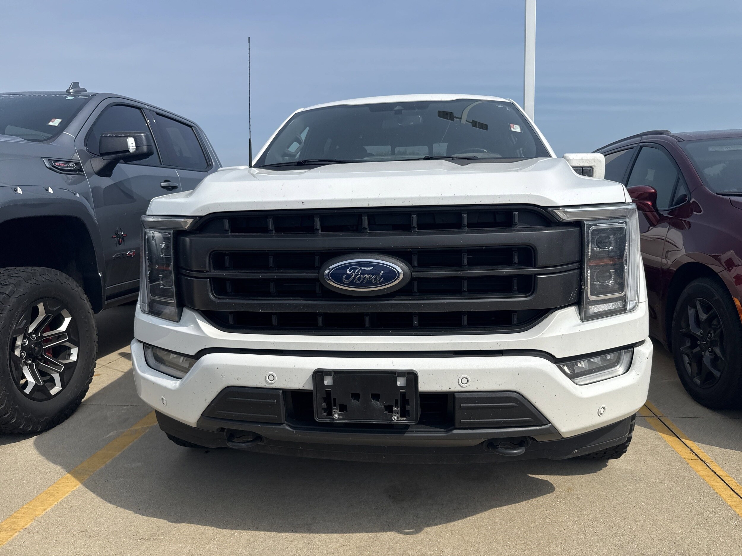 2022 Ford F-150 XL photo 2