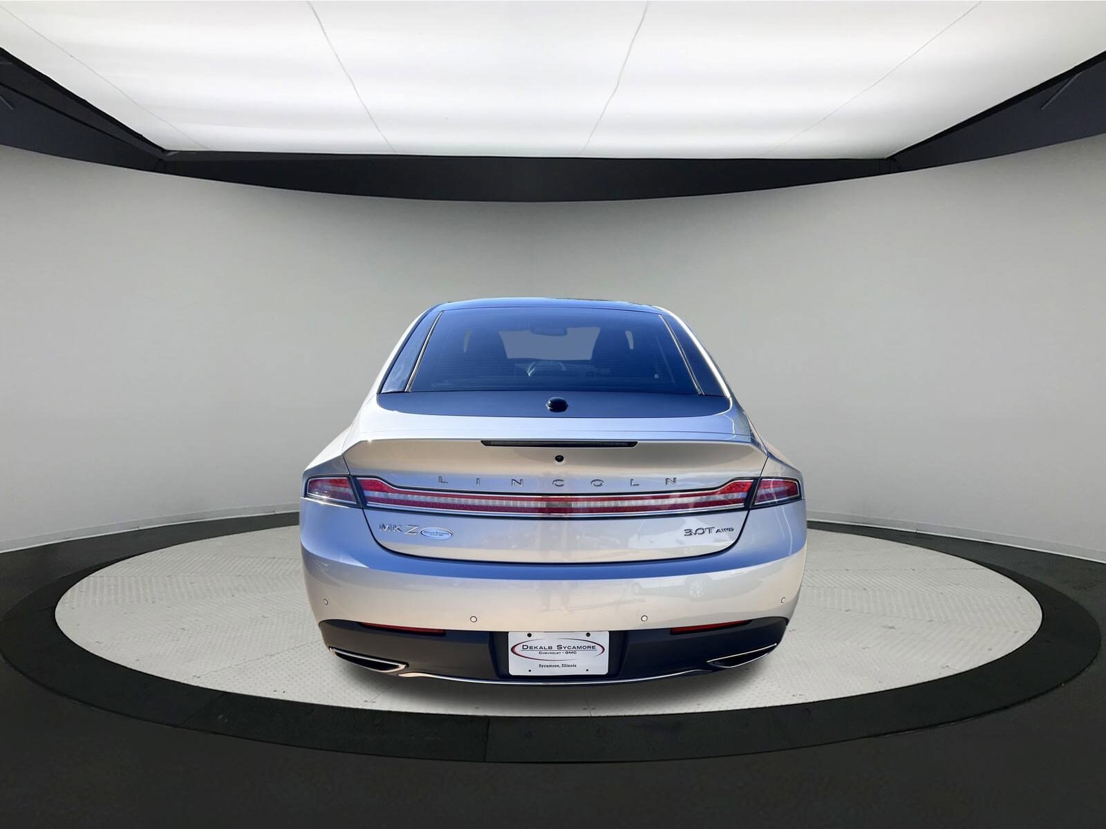 2018 Lincoln MKZ Reserve photo 2