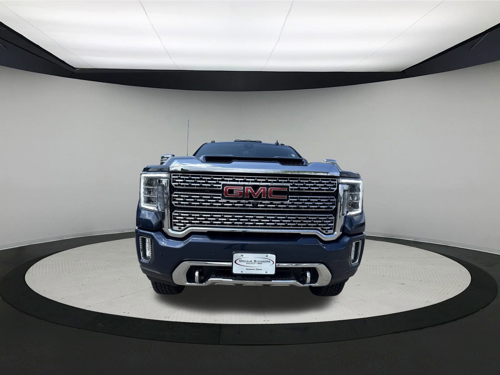 Used 2021 GMC Sierra 2500 Denali HD Denali with VIN 1GT49RE7XMF156552 for sale in Sycamore, IL