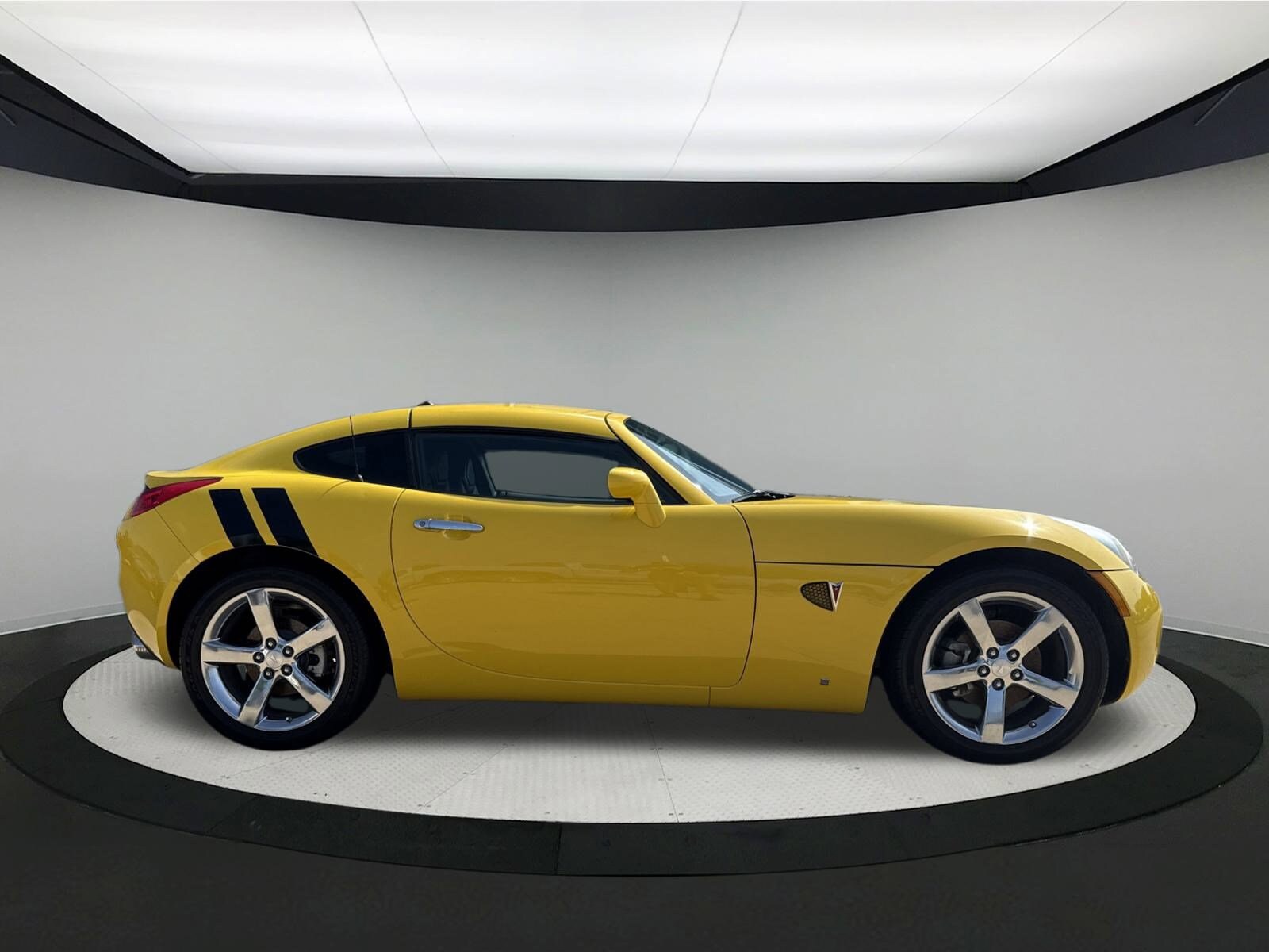 2009 Pontiac Solstice Base photo 3