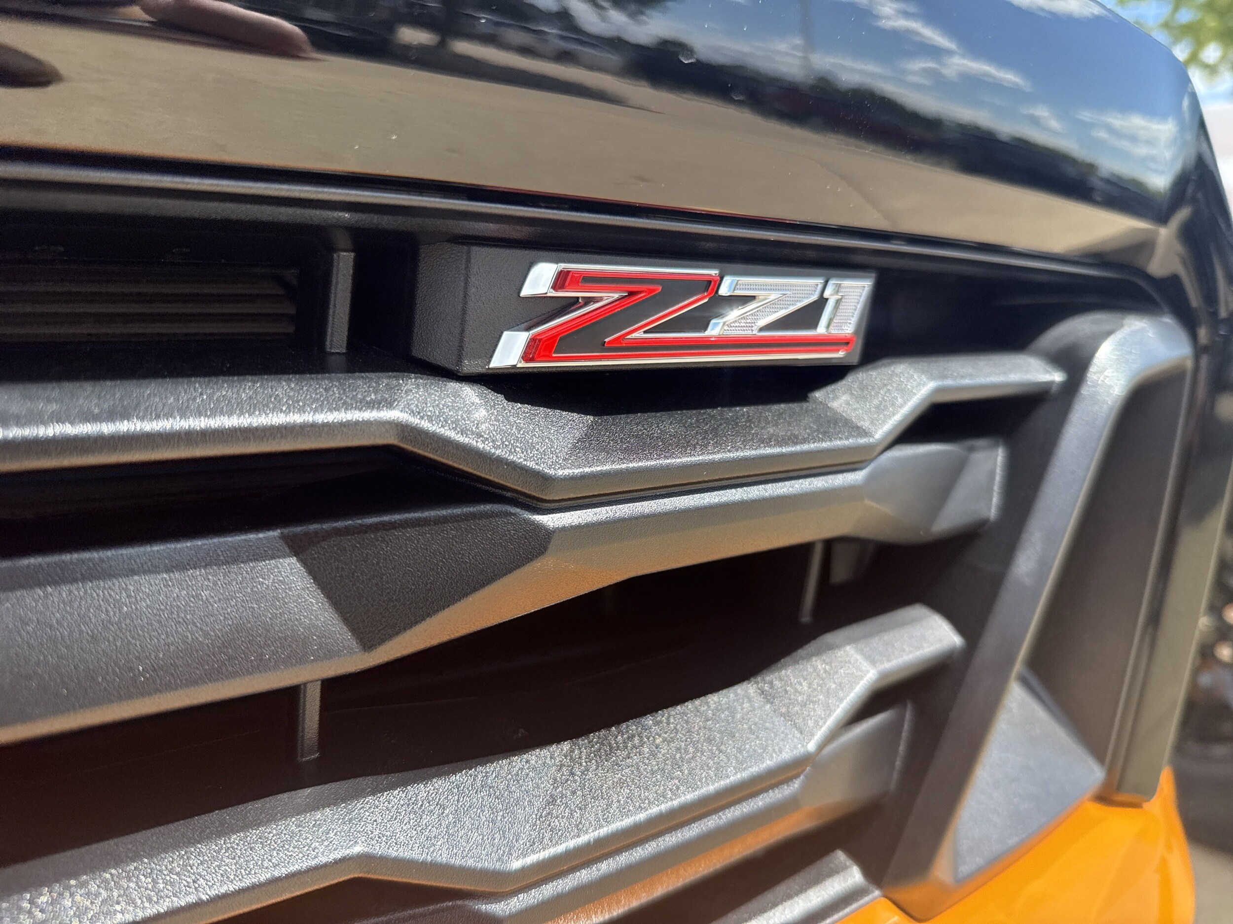2026 Chevrolet Colorado Z71 photo 3